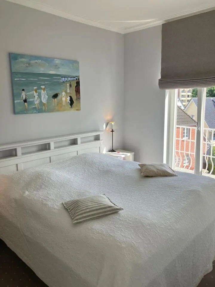 Photo of the whole room, Bed in Hotel Seemöwe