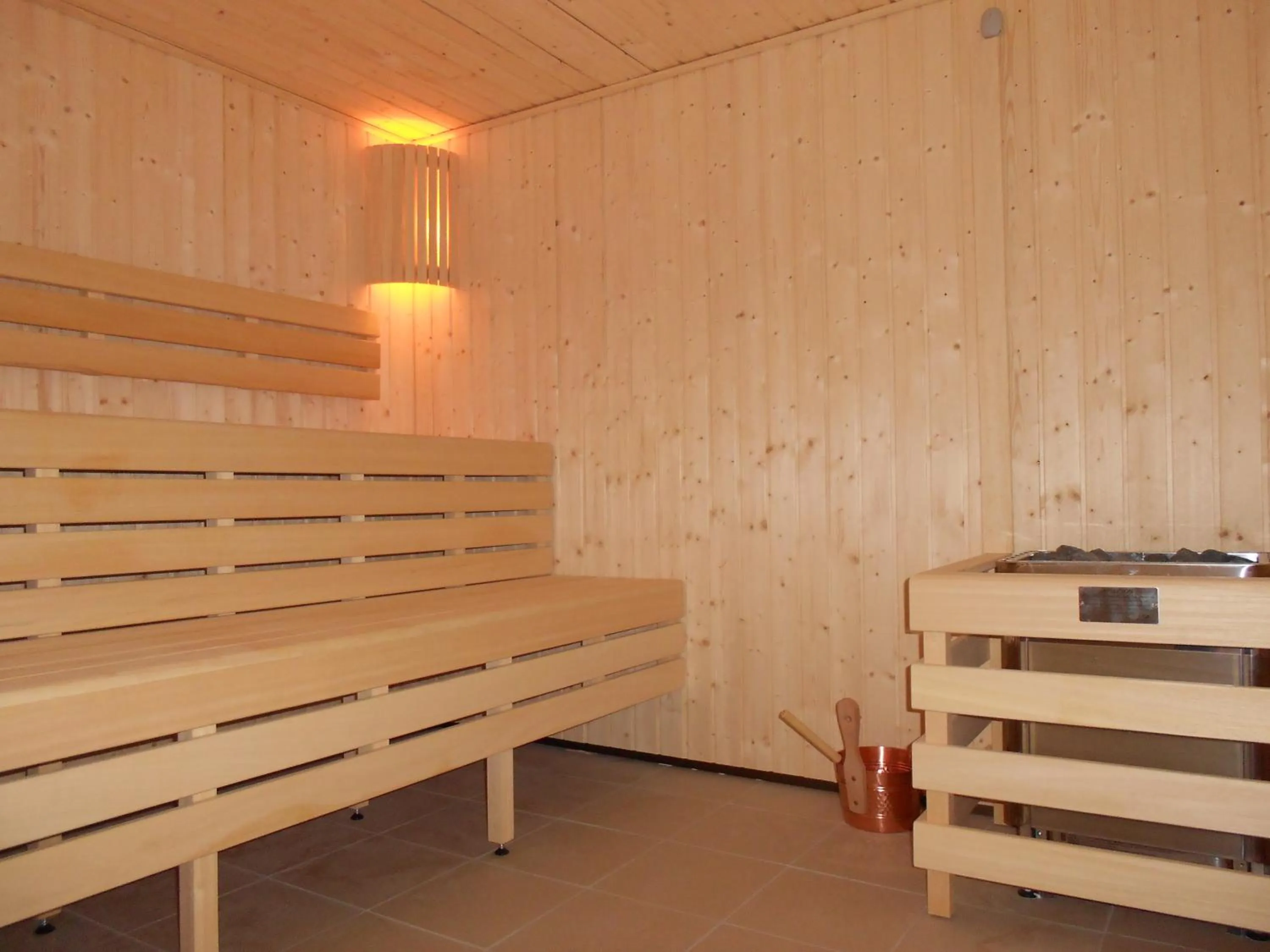 Spa and wellness centre/facilities in Hotel et Spa Les Cleunes Oléron