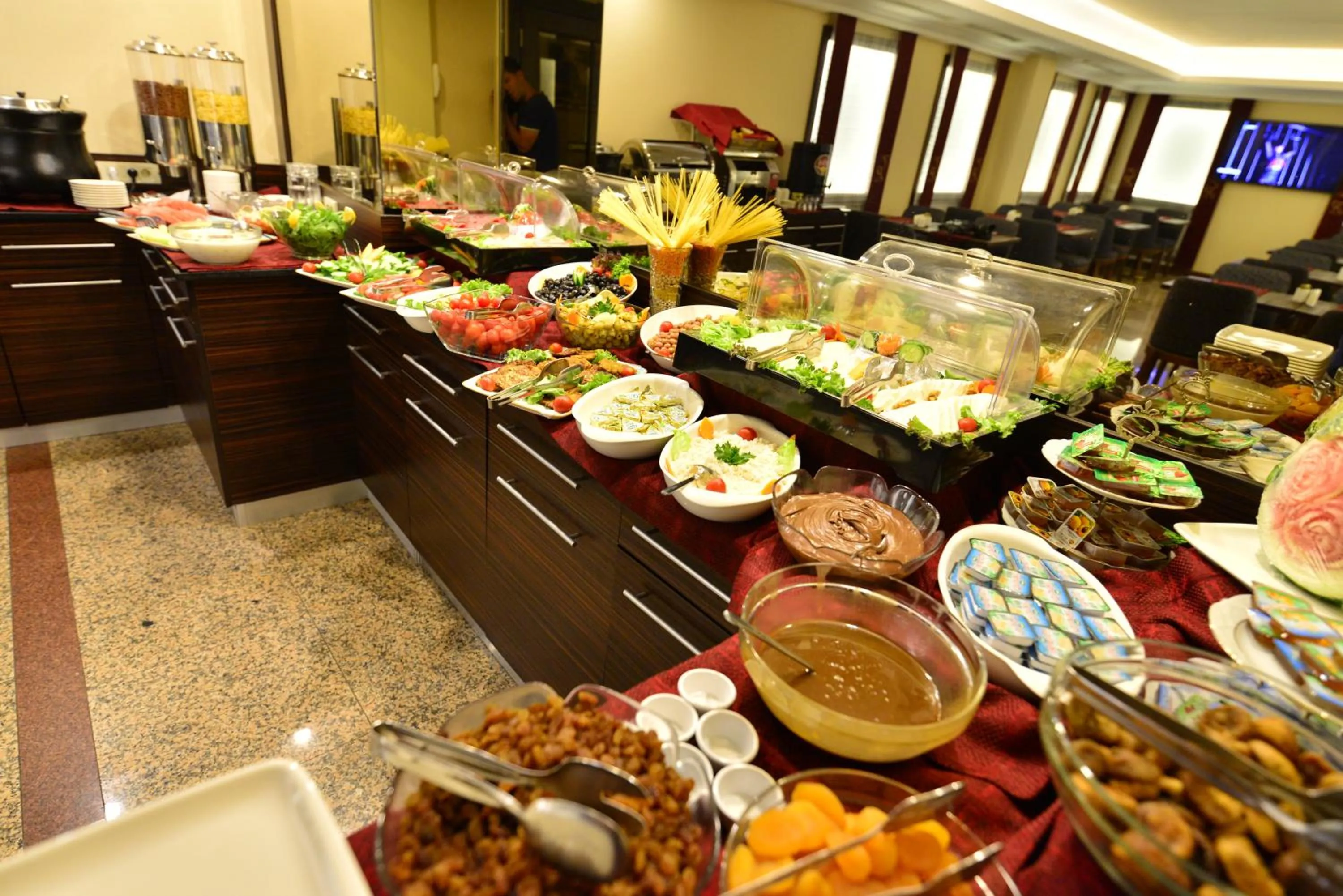 Buffet breakfast in Golden Siyav Hotel