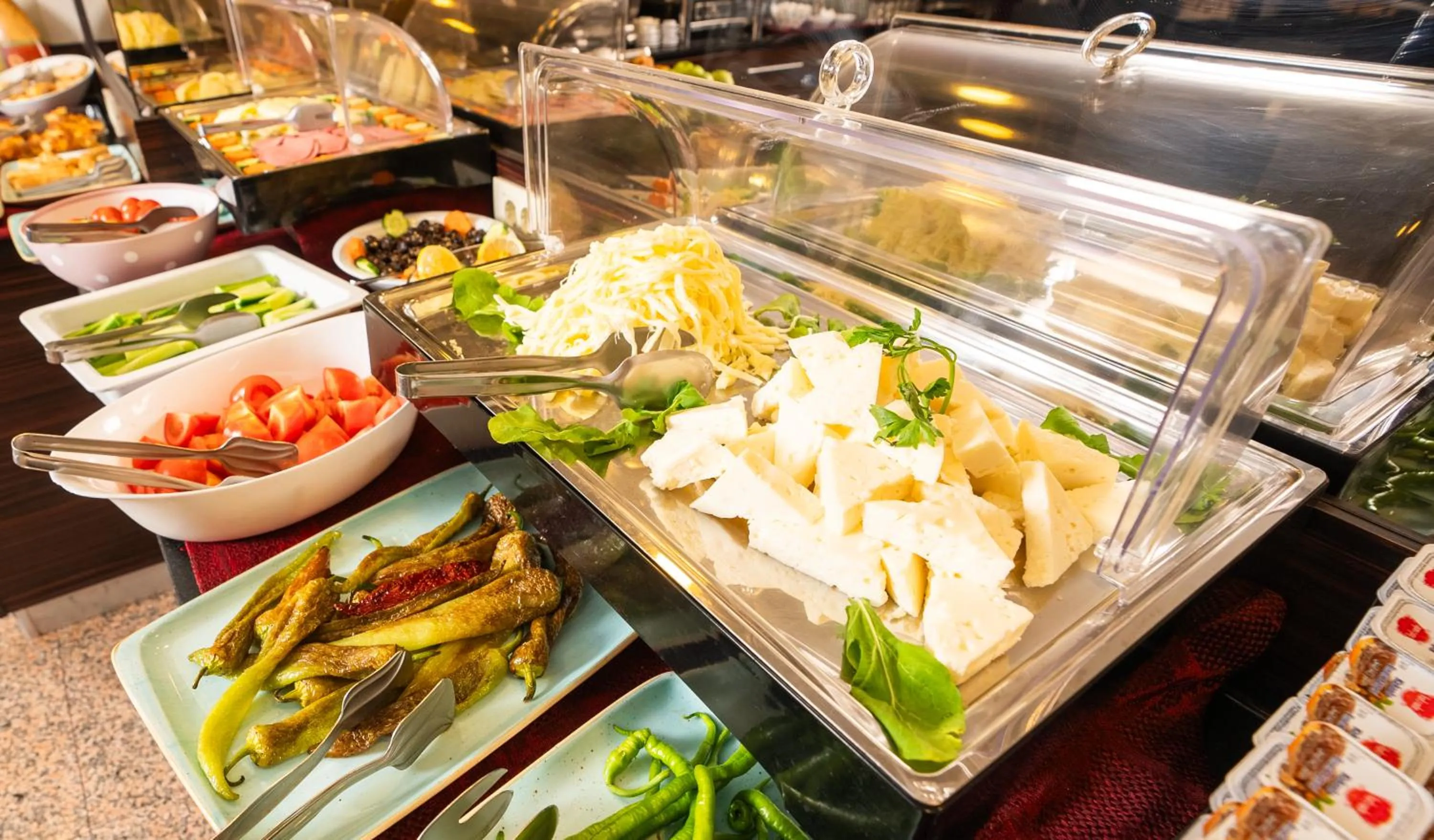 Buffet breakfast in Golden Siyav Hotel