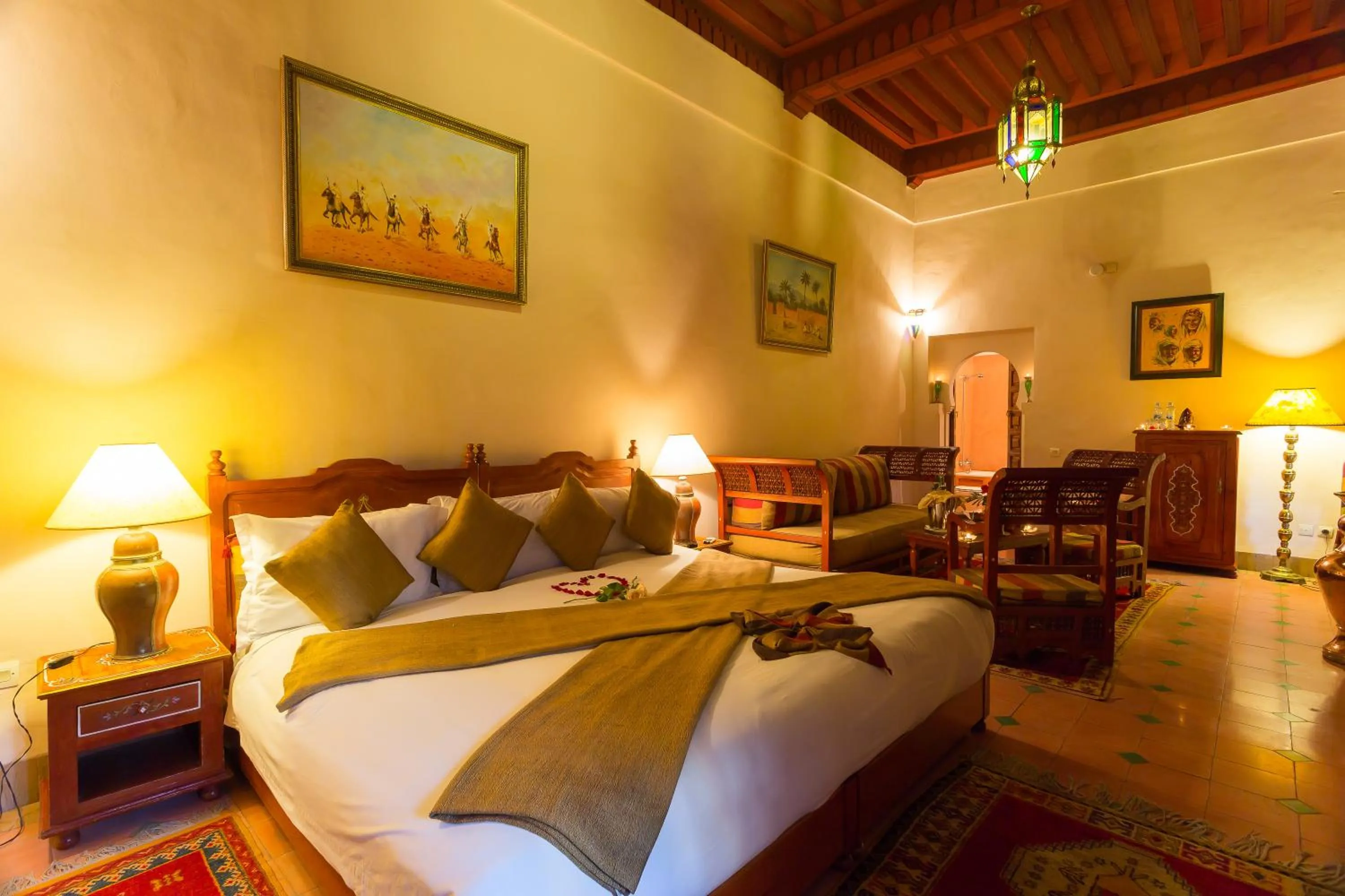 Day, Bed in Riad Amina