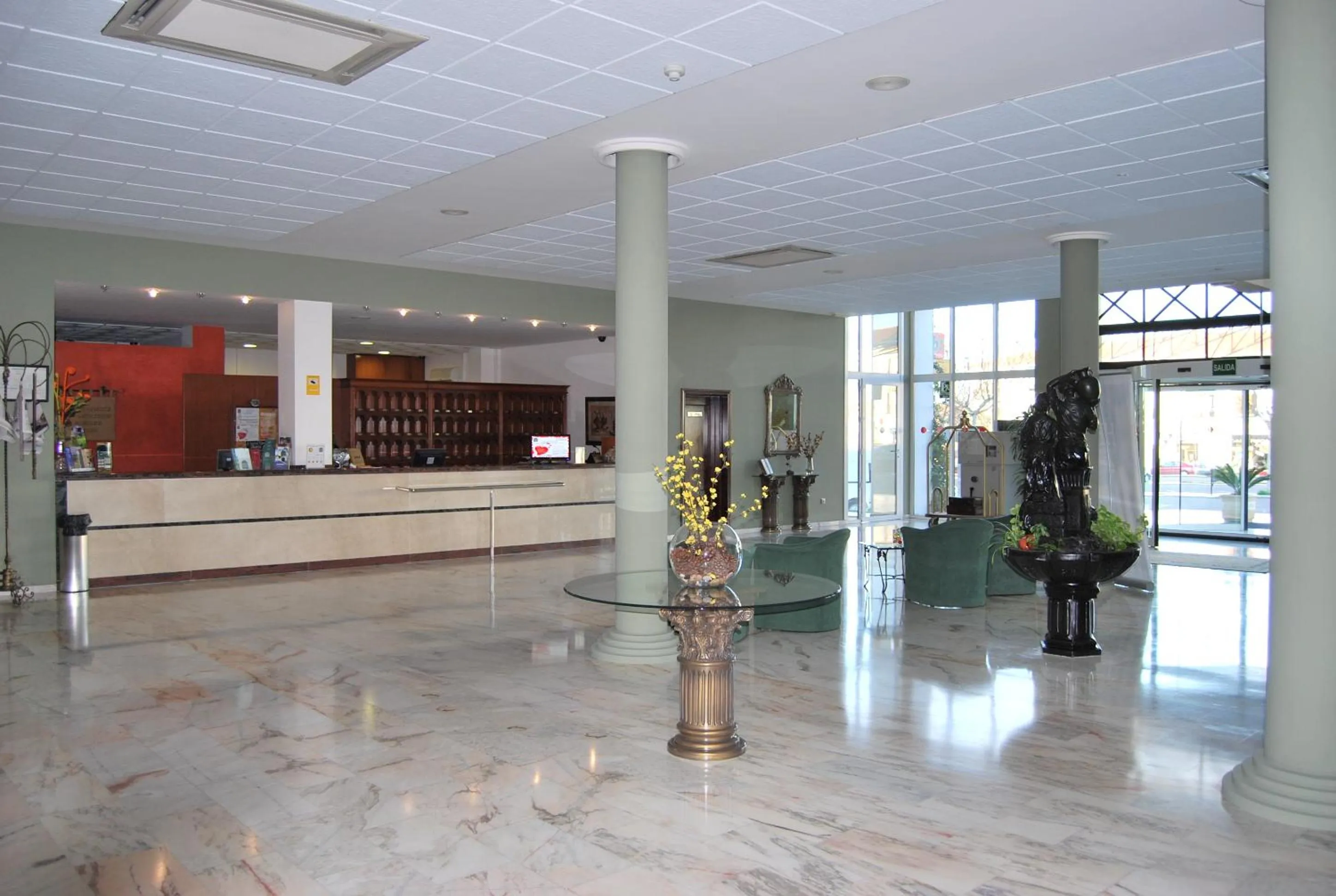 Day in Hotel Heredero