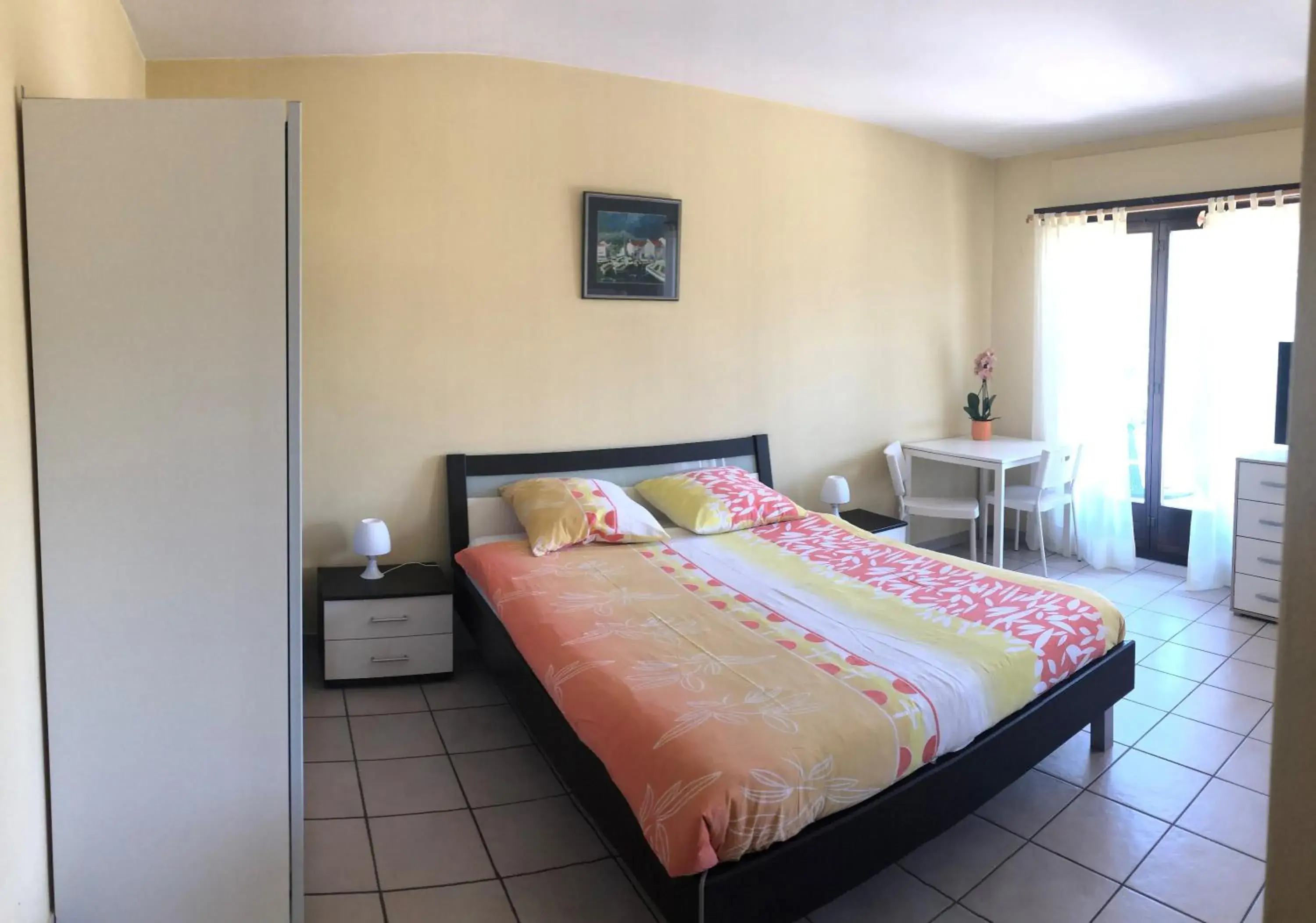 Family Room with Private Bathroom in Ristorante Campagna Family Room with Private Bathroom in Ristorante Campagna