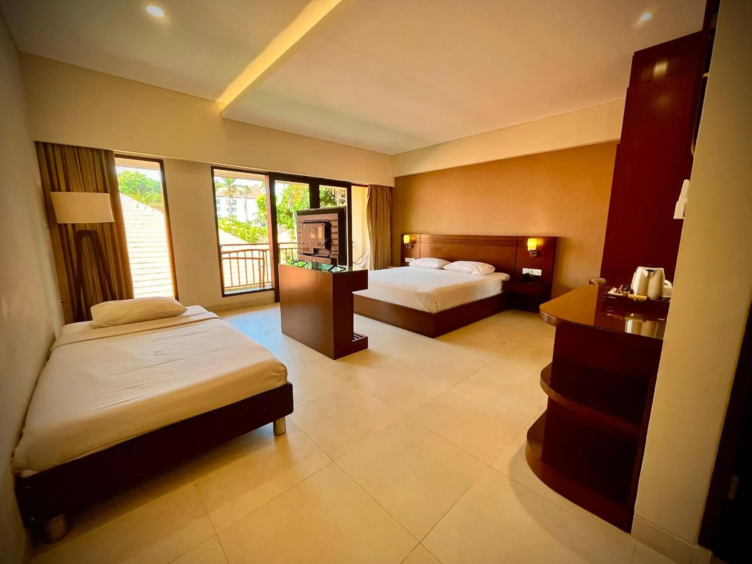 Bed in Yulia Beach Inn Kuta