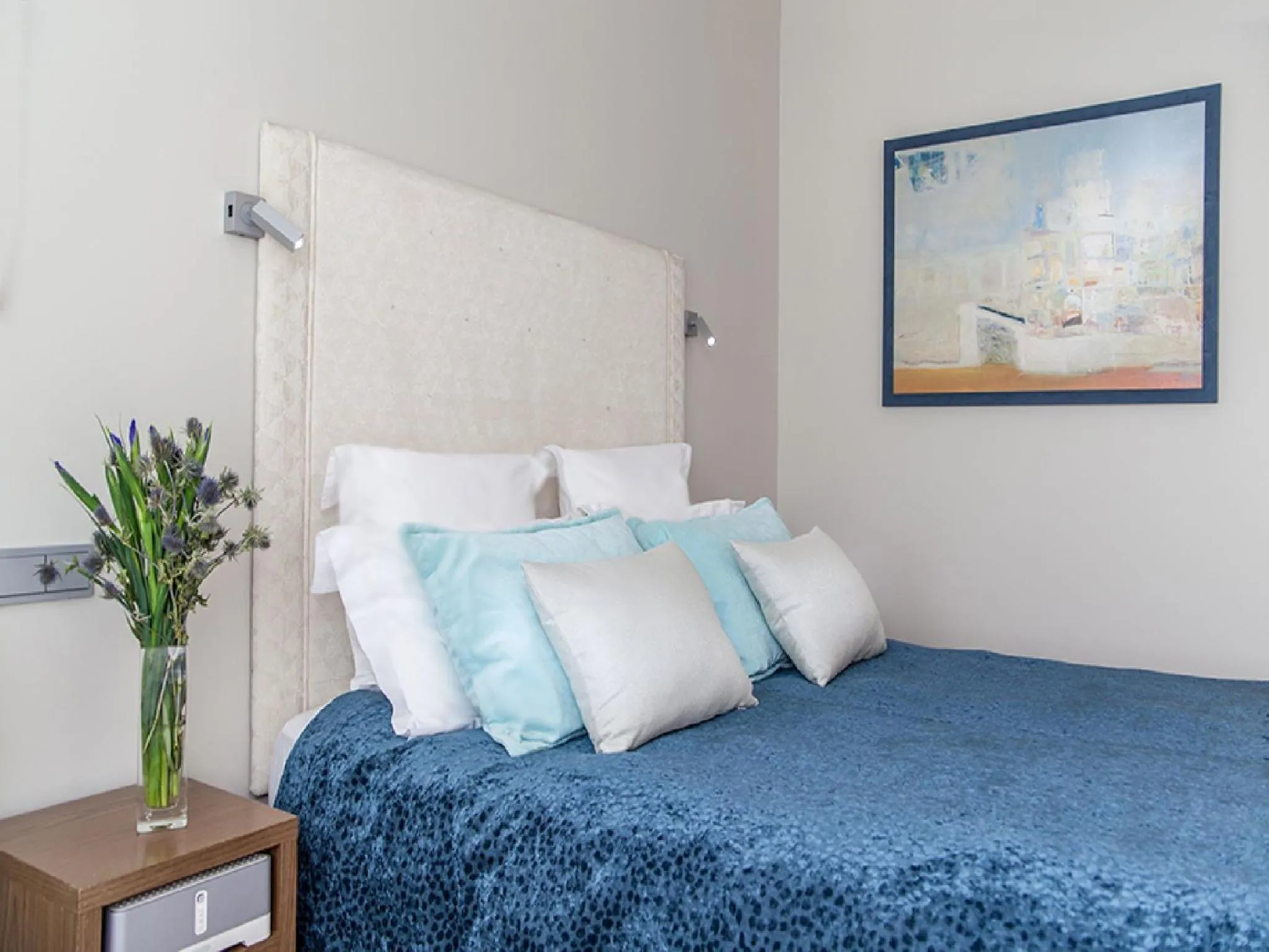 Bed in Soleil Boutique H