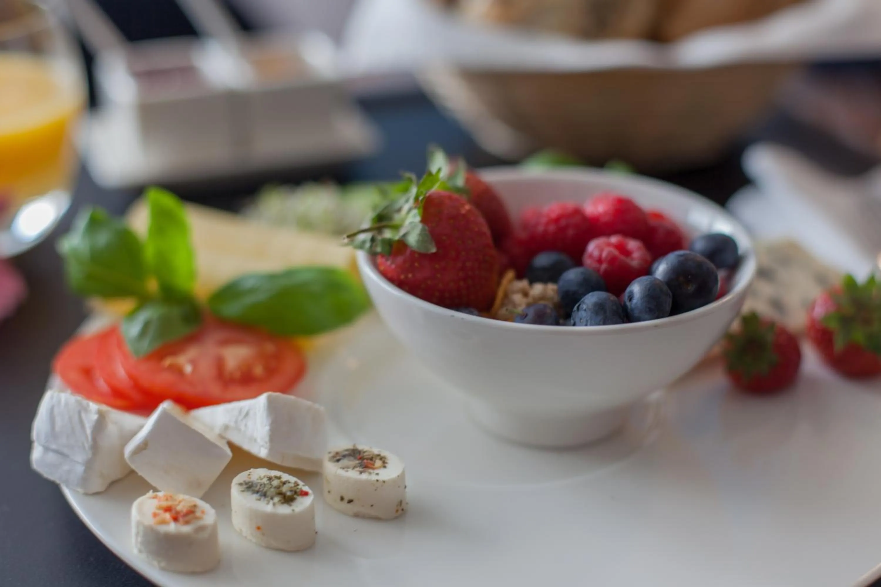 Food and drinks in Soleil Boutique H