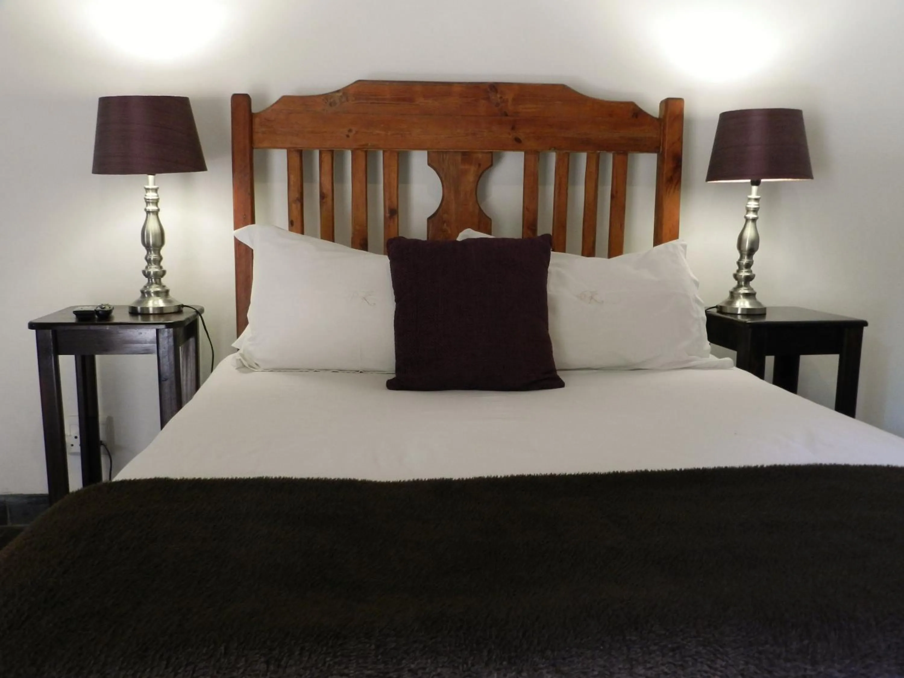 TV and multimedia, Bed in President Paul Kruger Guest Lodge