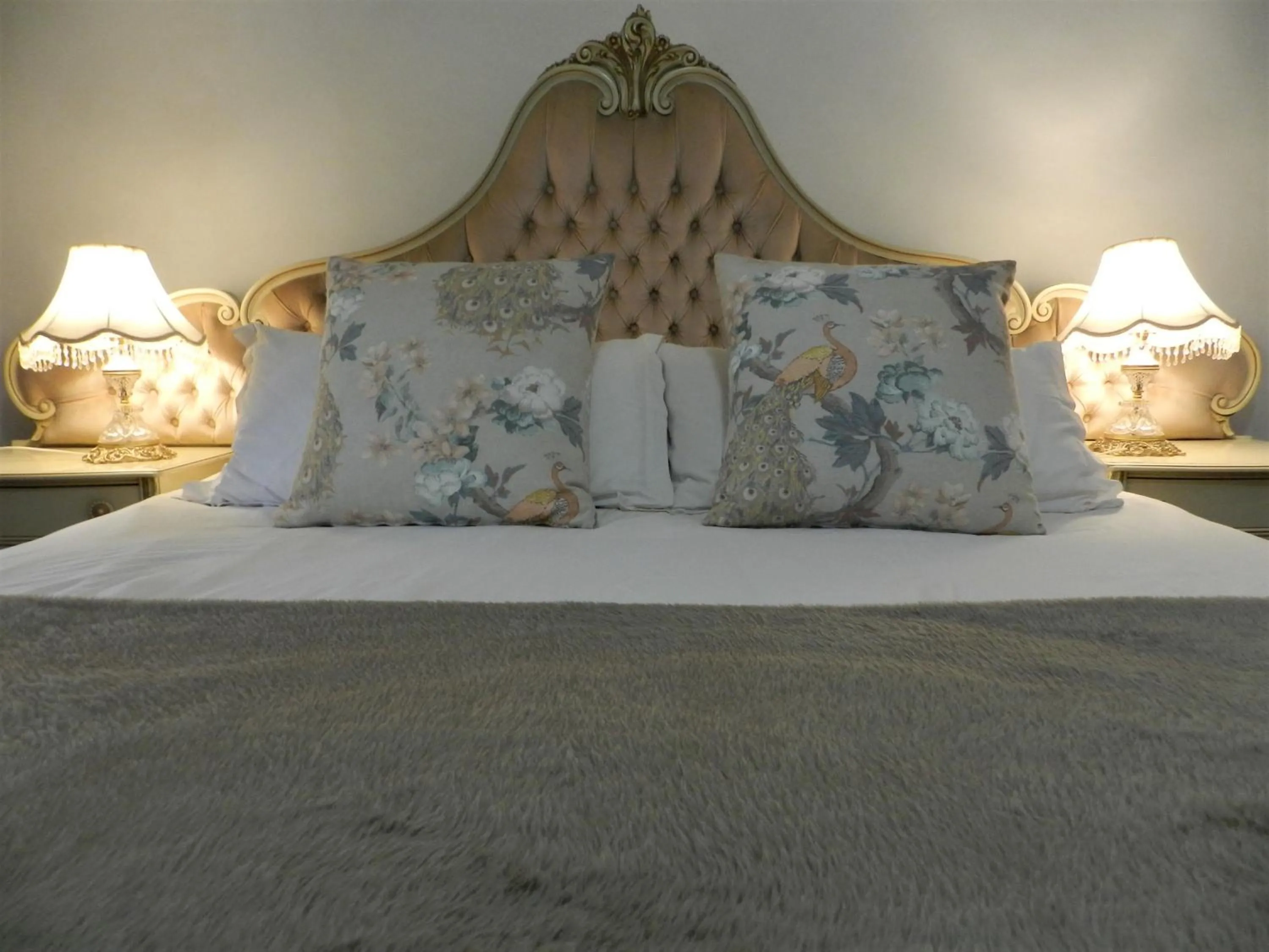 TV and multimedia, Bed in President Paul Kruger Guest Lodge