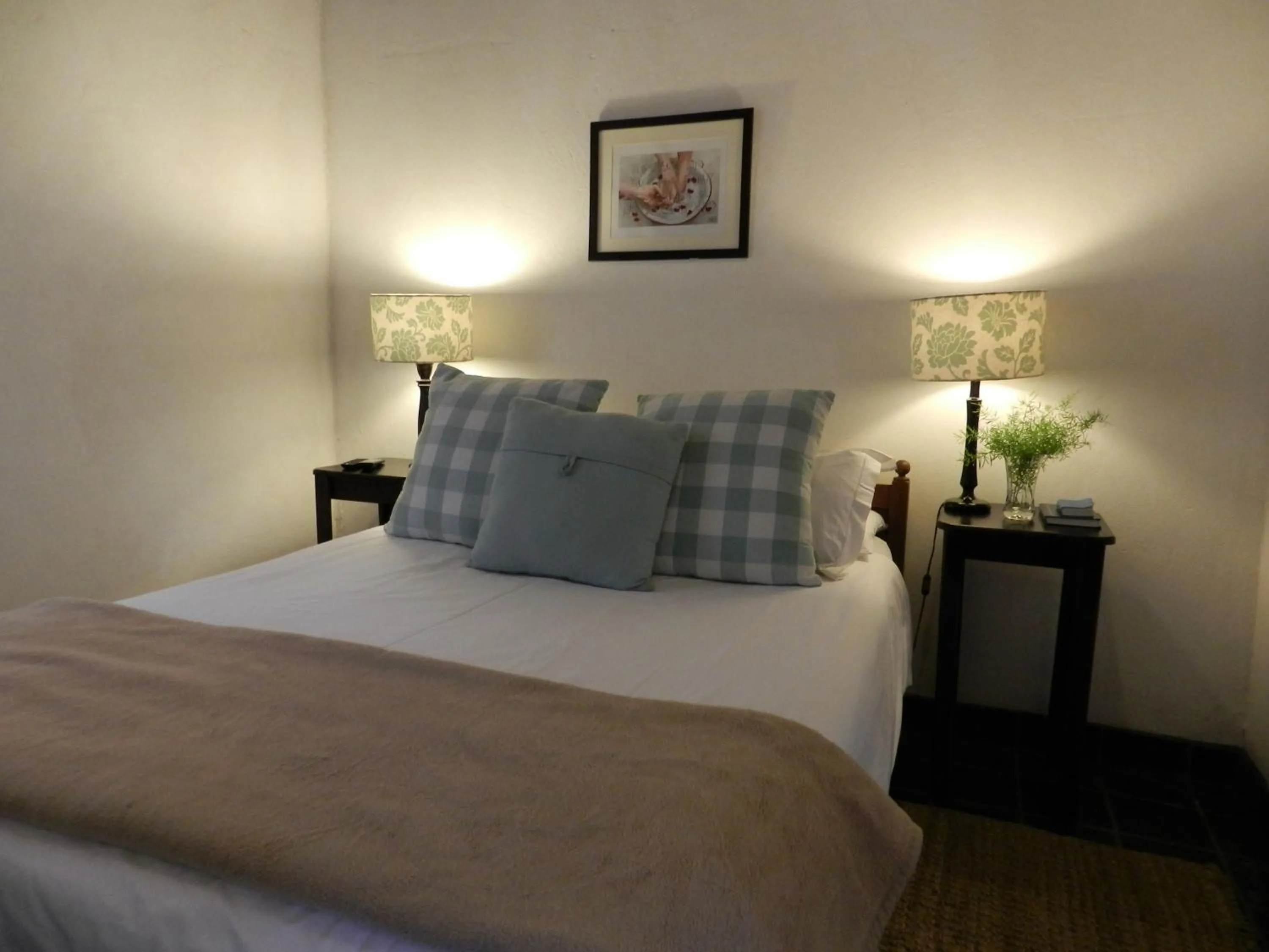 TV and multimedia, Bed in President Paul Kruger Guest Lodge