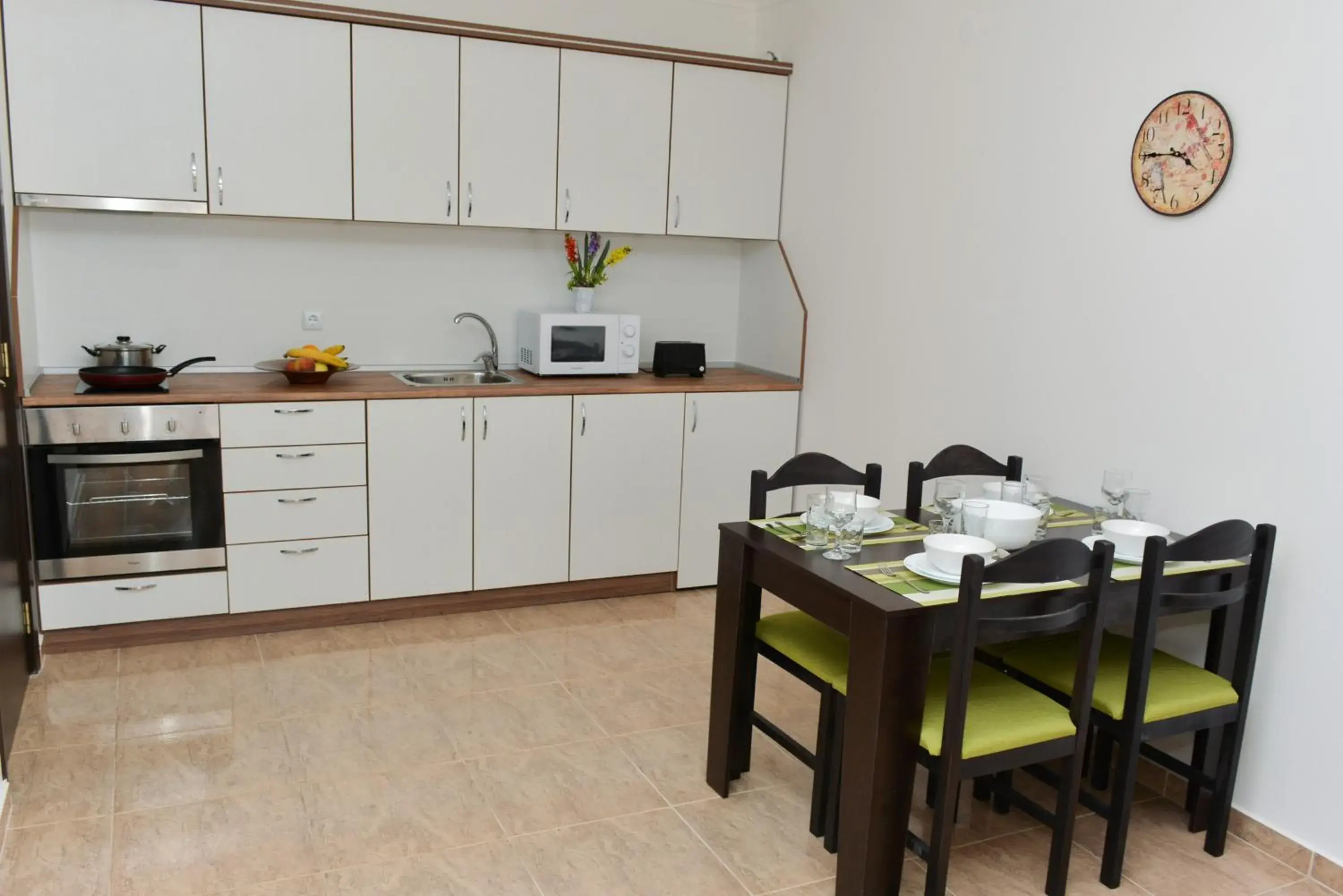 Deluxe One-Bedroom Apartment with Garden View in OLYMP Apart-Complex Deluxe One-Bedroom Apartment with Garden View in OLYMP Apart-Complex