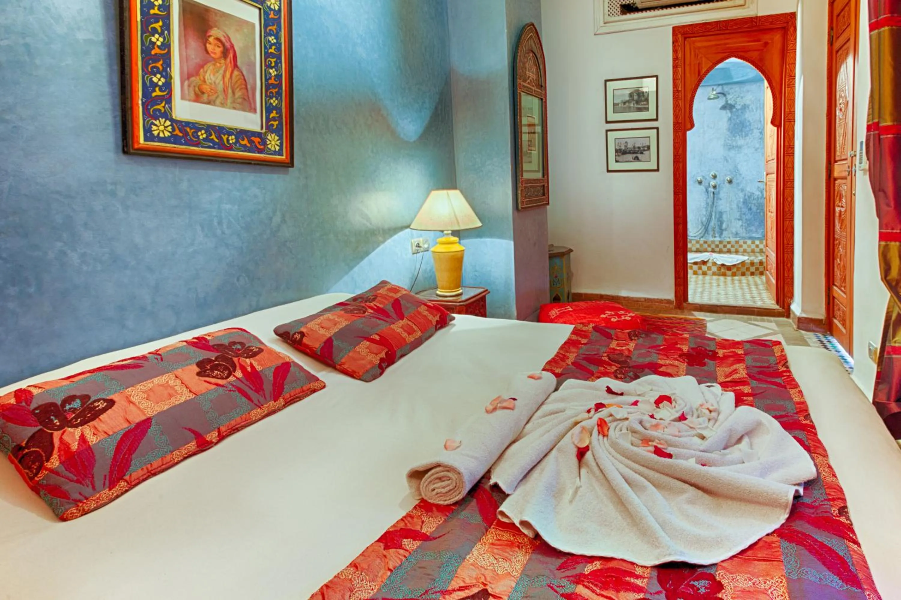 Bedroom, Bed in Riad Kenzo