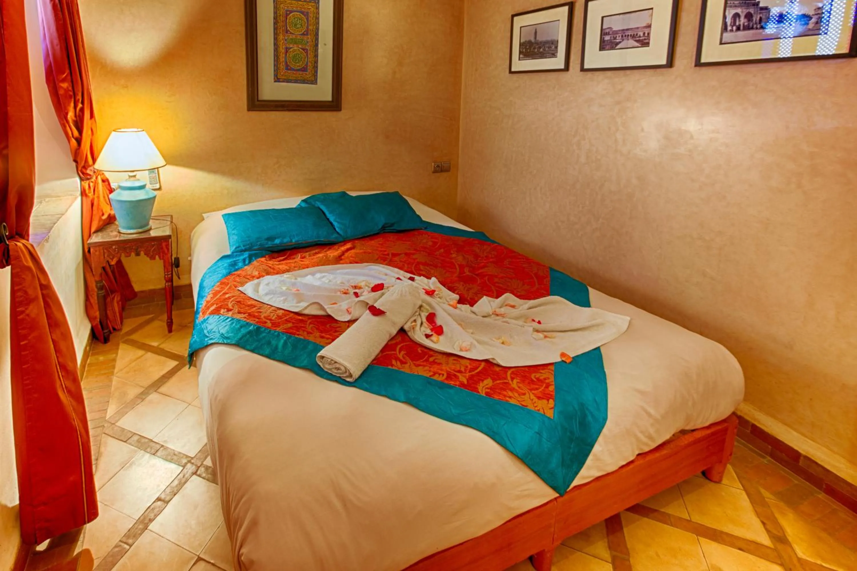 Bedroom, Bed in Riad Kenzo