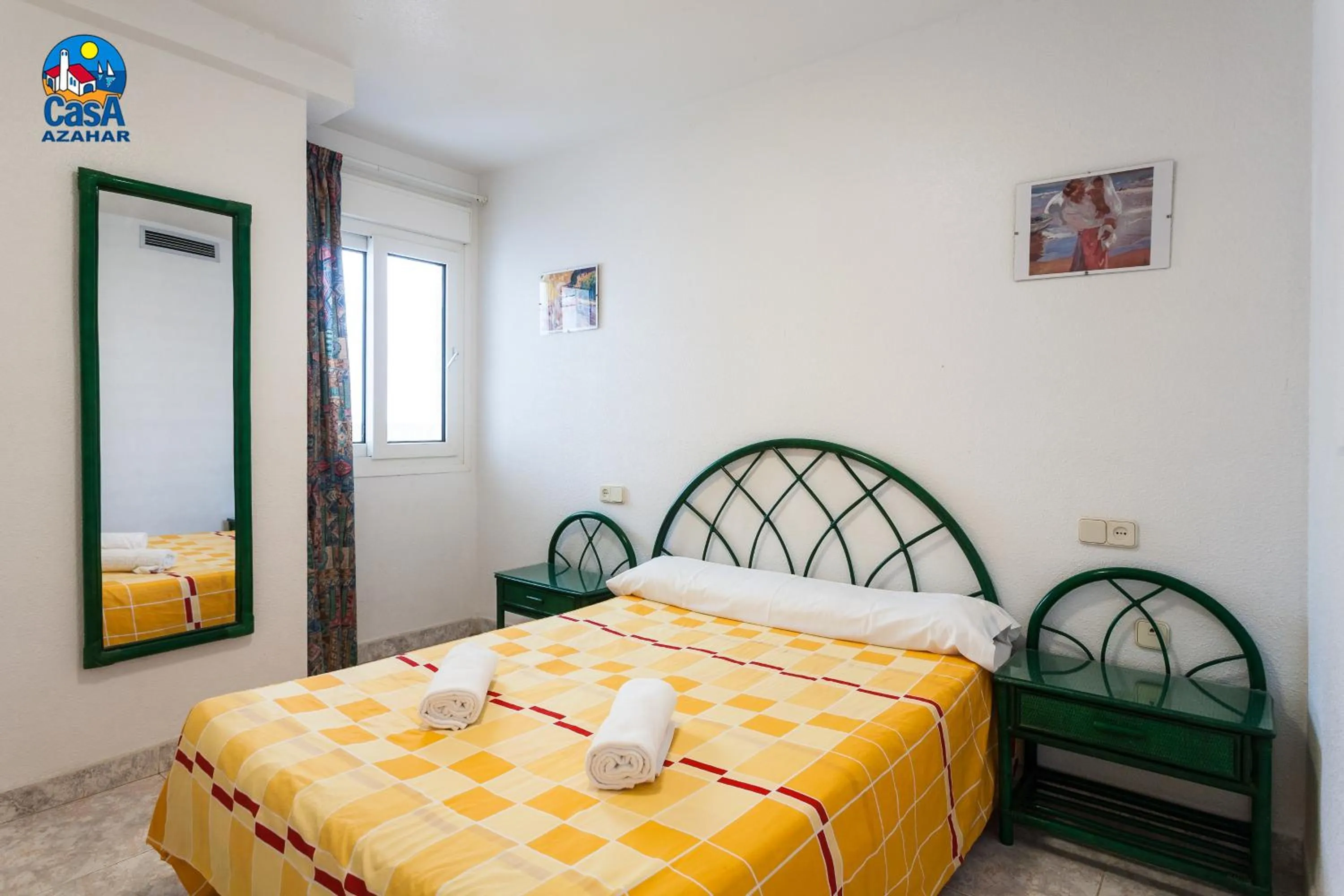 Bedroom, Bed in Residencial Casablanca Casa Azahar