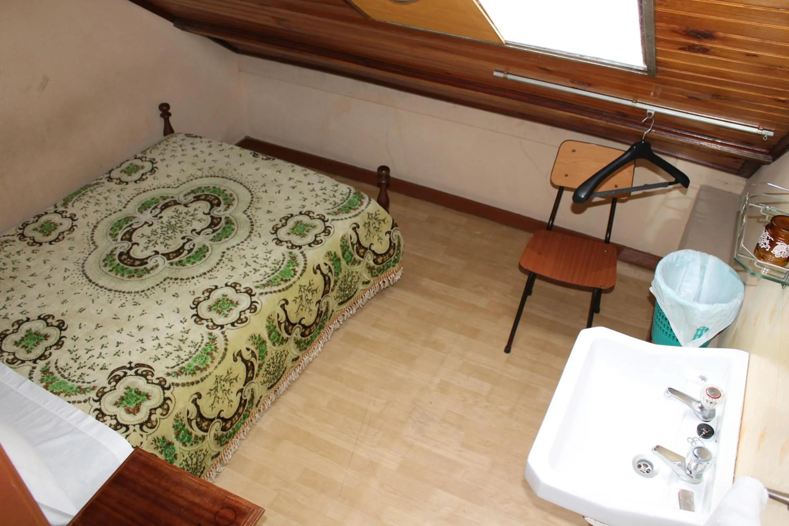 Bedroom, Bed in Pensão França