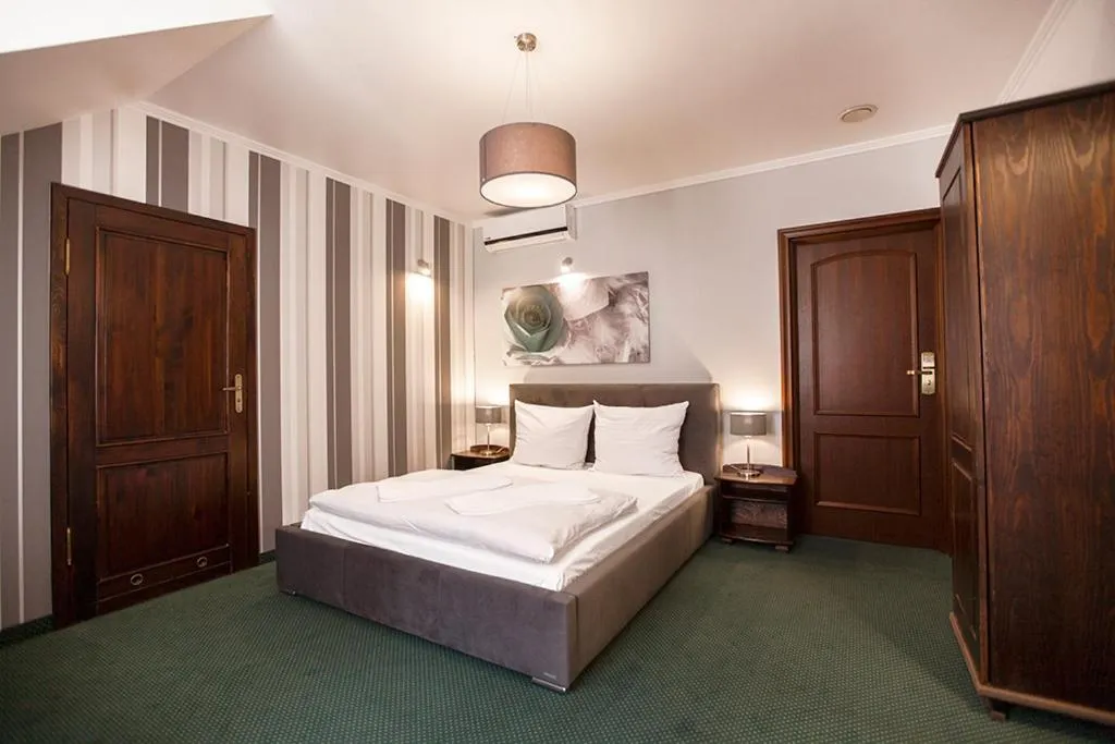 Photo of the whole room, Bed in Hotel Fox