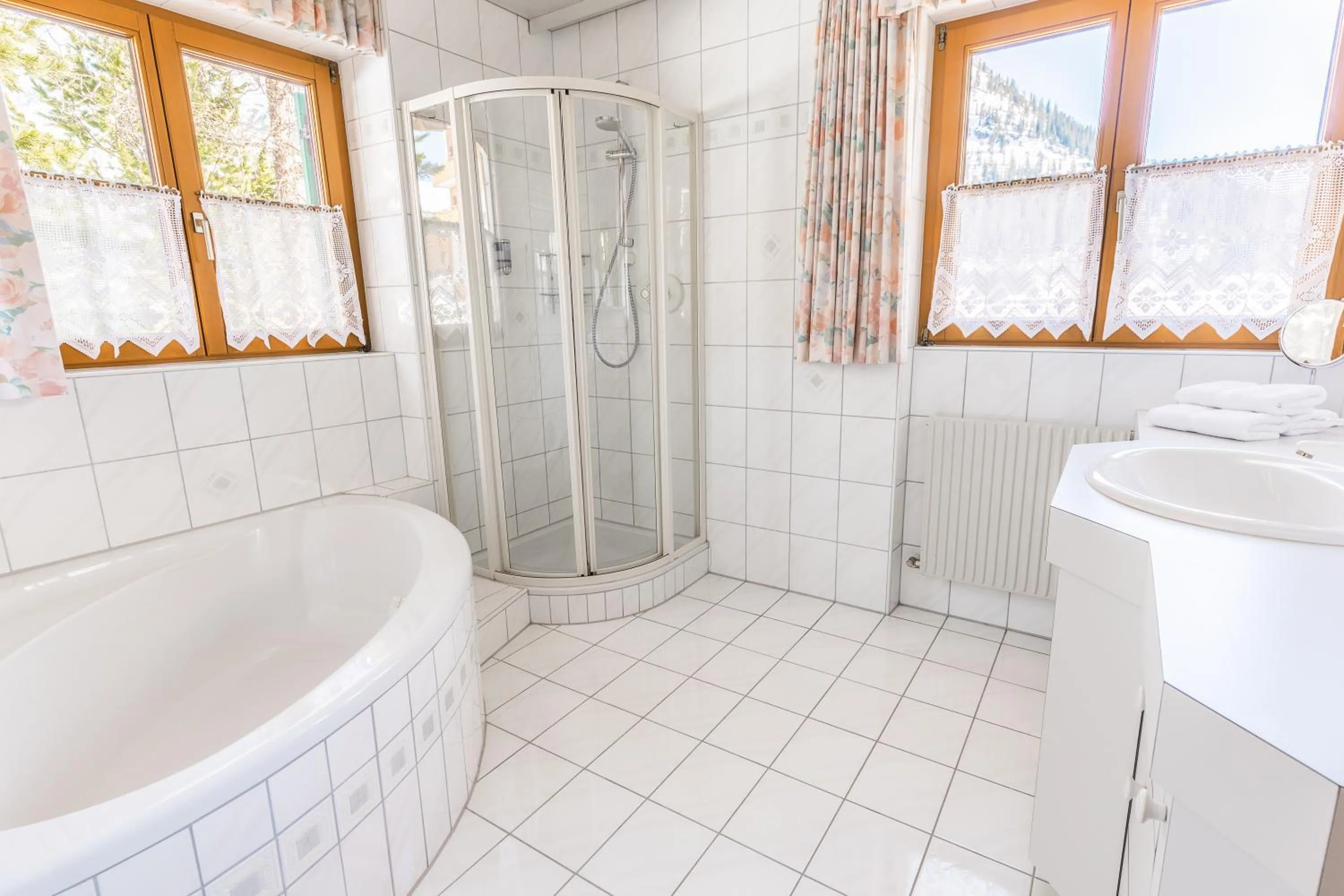 Shower in Hotel Antonius