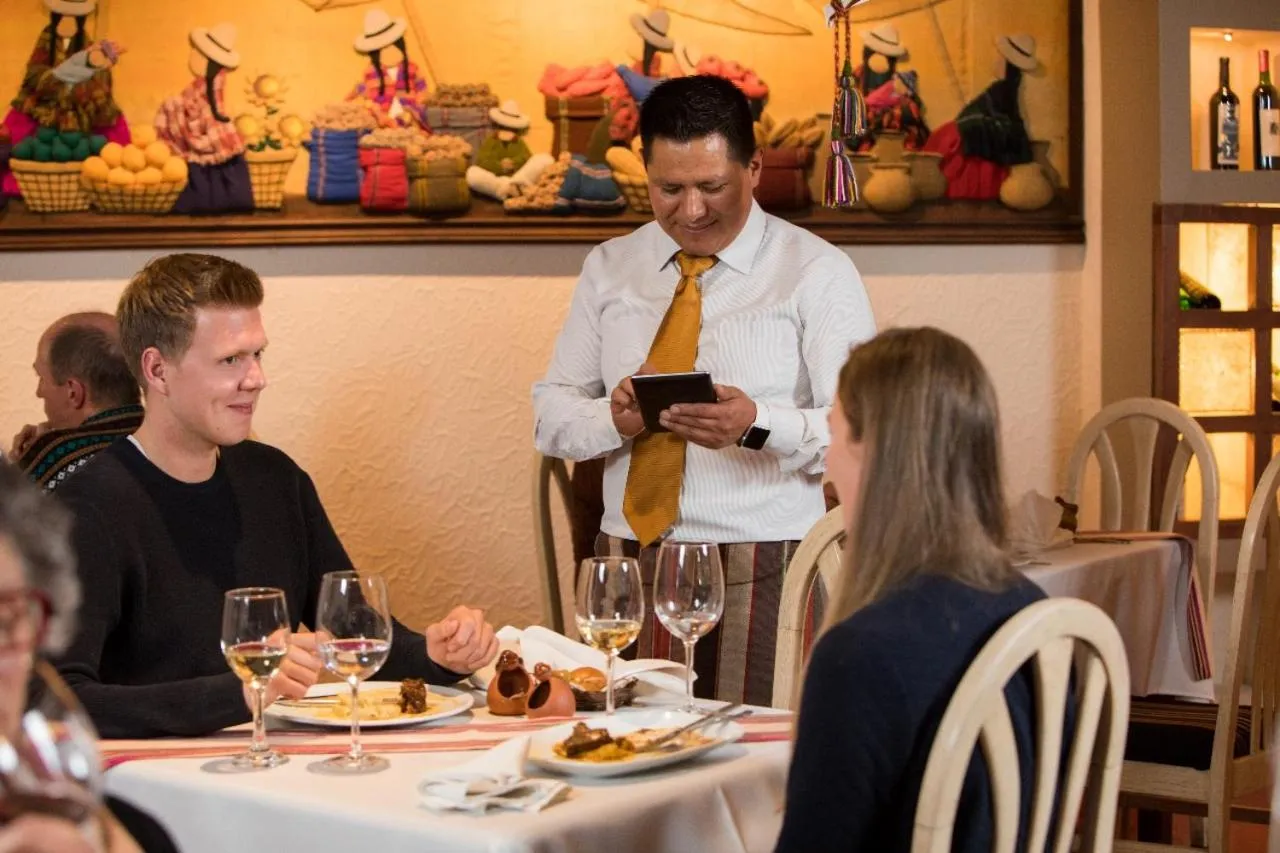 Restaurant/places to eat in Hotel Rosario La Paz