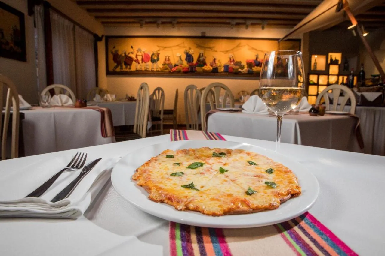 Restaurant/places to eat in Hotel Rosario La Paz