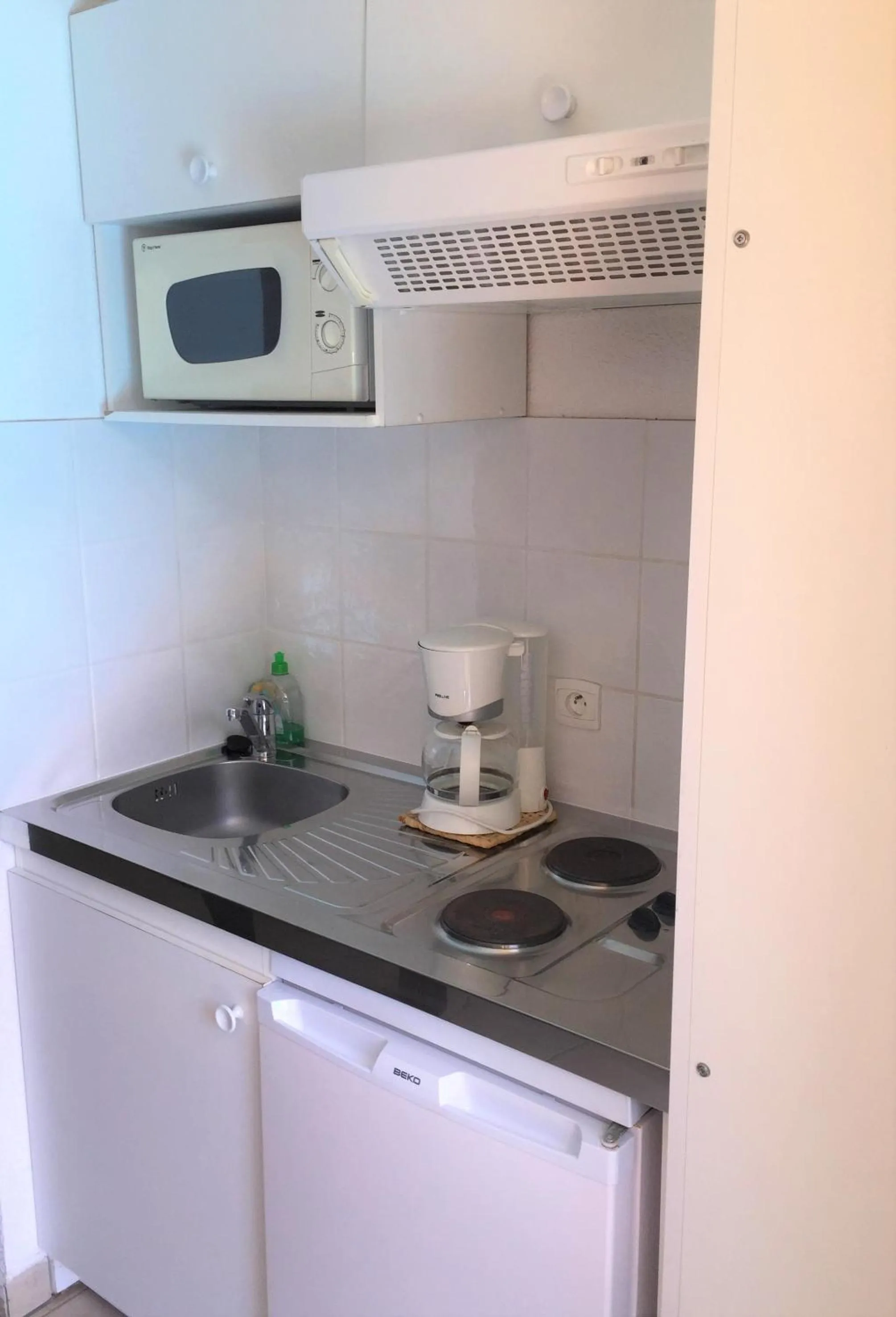 Kitchen or kitchenette in Résid'Artel Cadarache - ITER