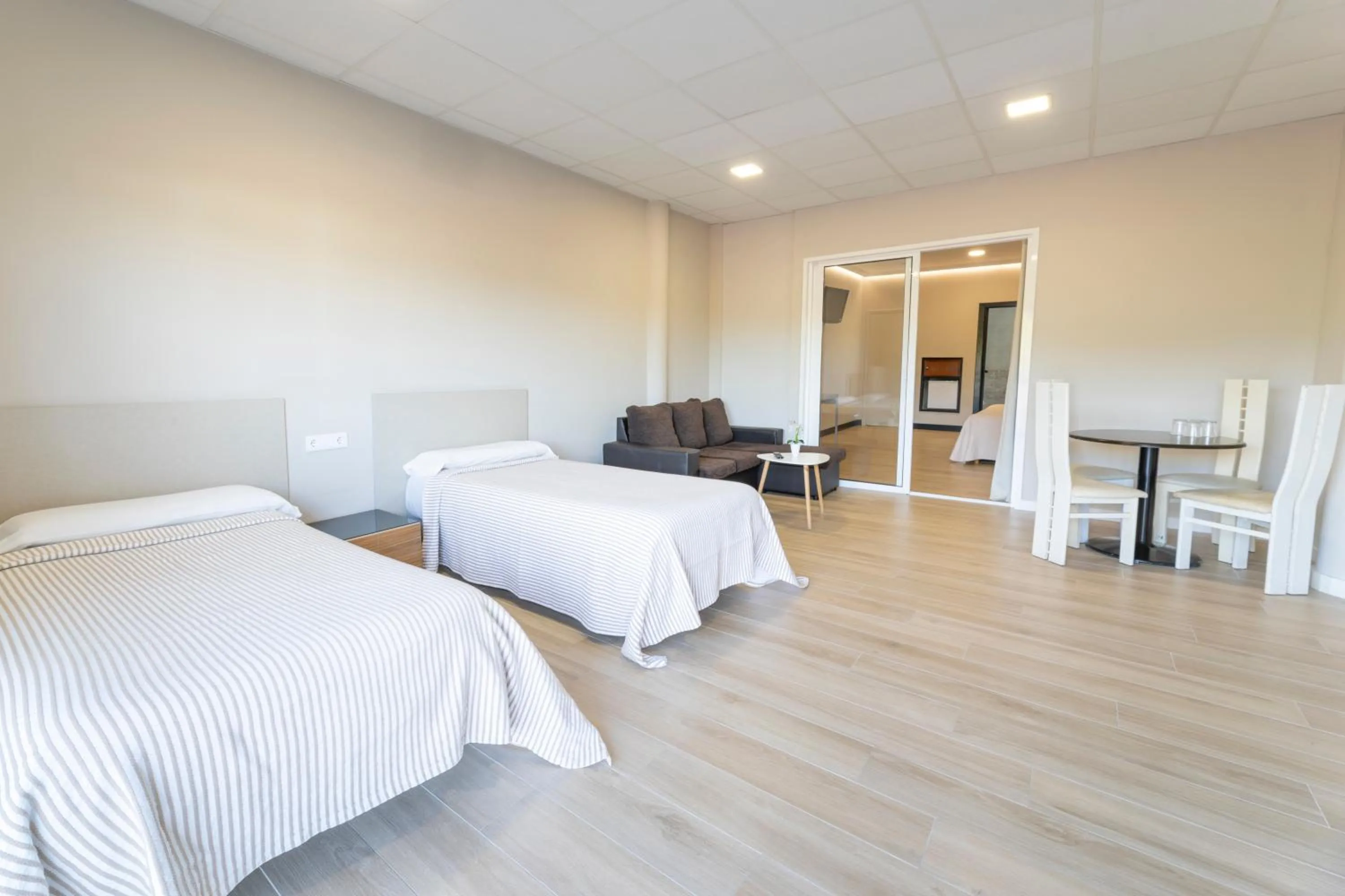 Bed in HOTEL HOLIDAY camino de Santiago por la costa