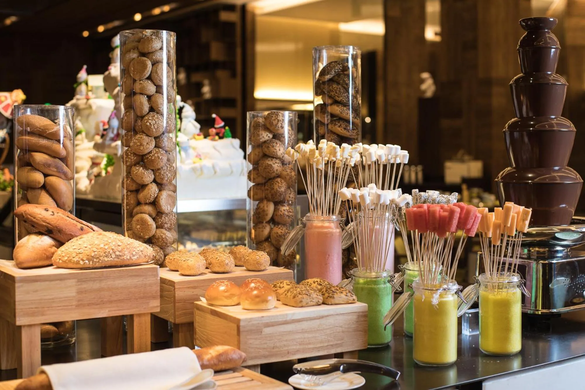 Breakfast in HUALUXE Xiamen Haicang Habour View