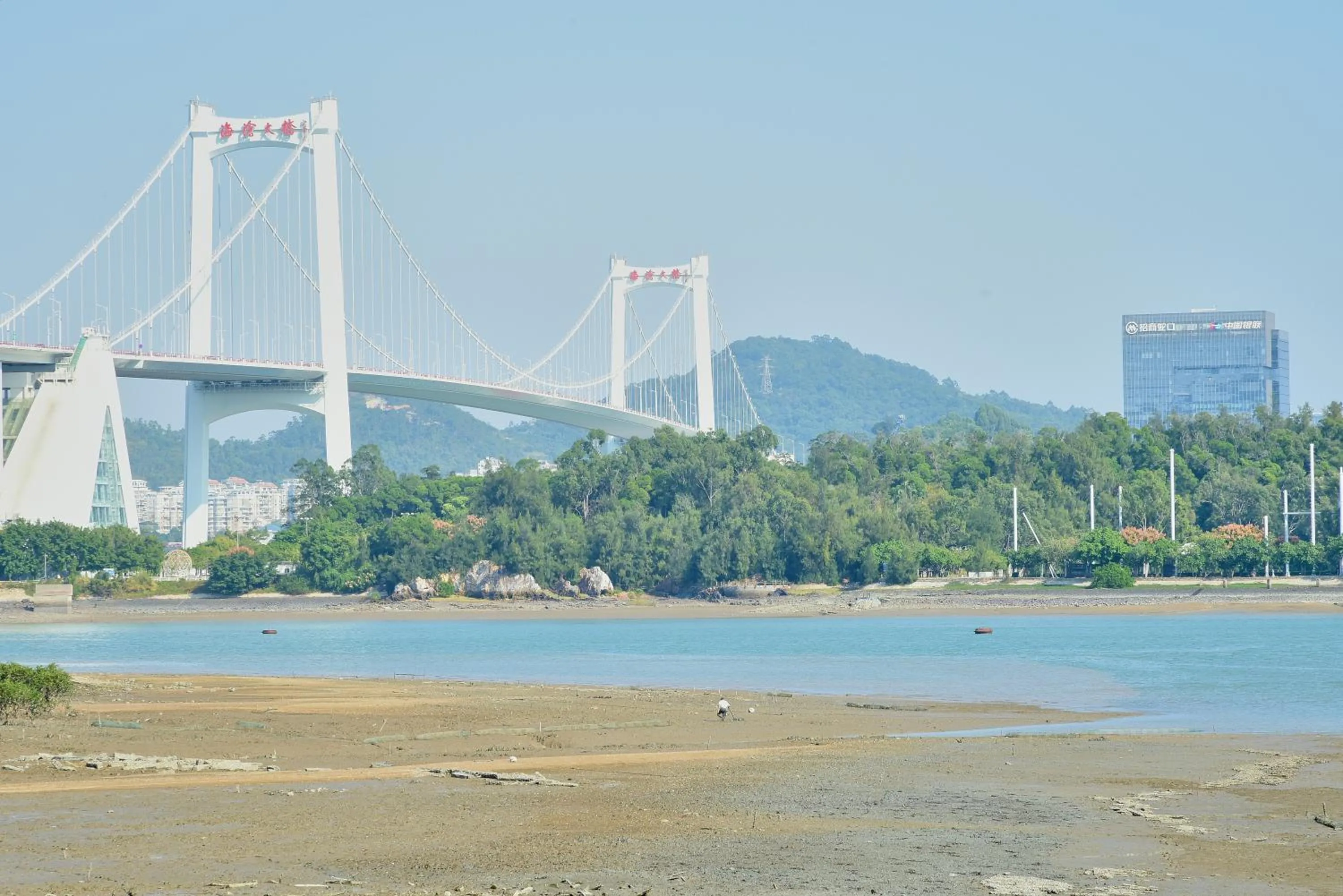 Beach in HUALUXE Xiamen Haicang Habour View
