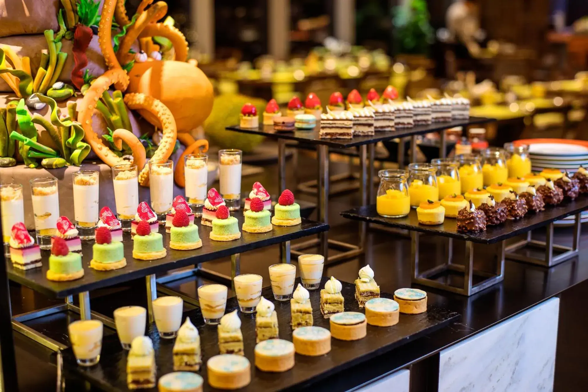 Breakfast in HUALUXE Xiamen Haicang Habour View Breakfast in HUALUXE Xiamen Haicang Habour View