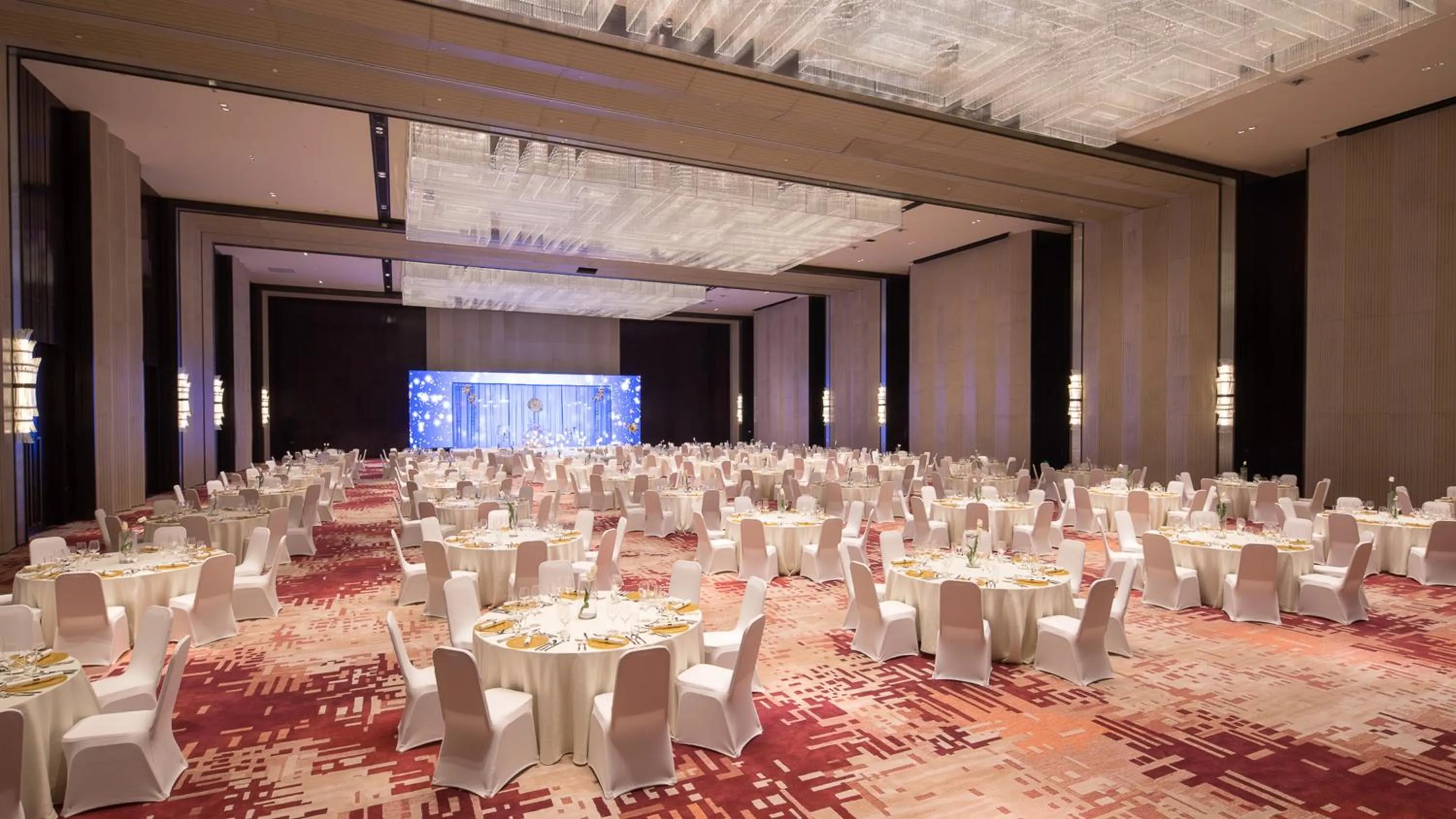 Banquet/Function facilities in HUALUXE Xiamen Haicang Habour View