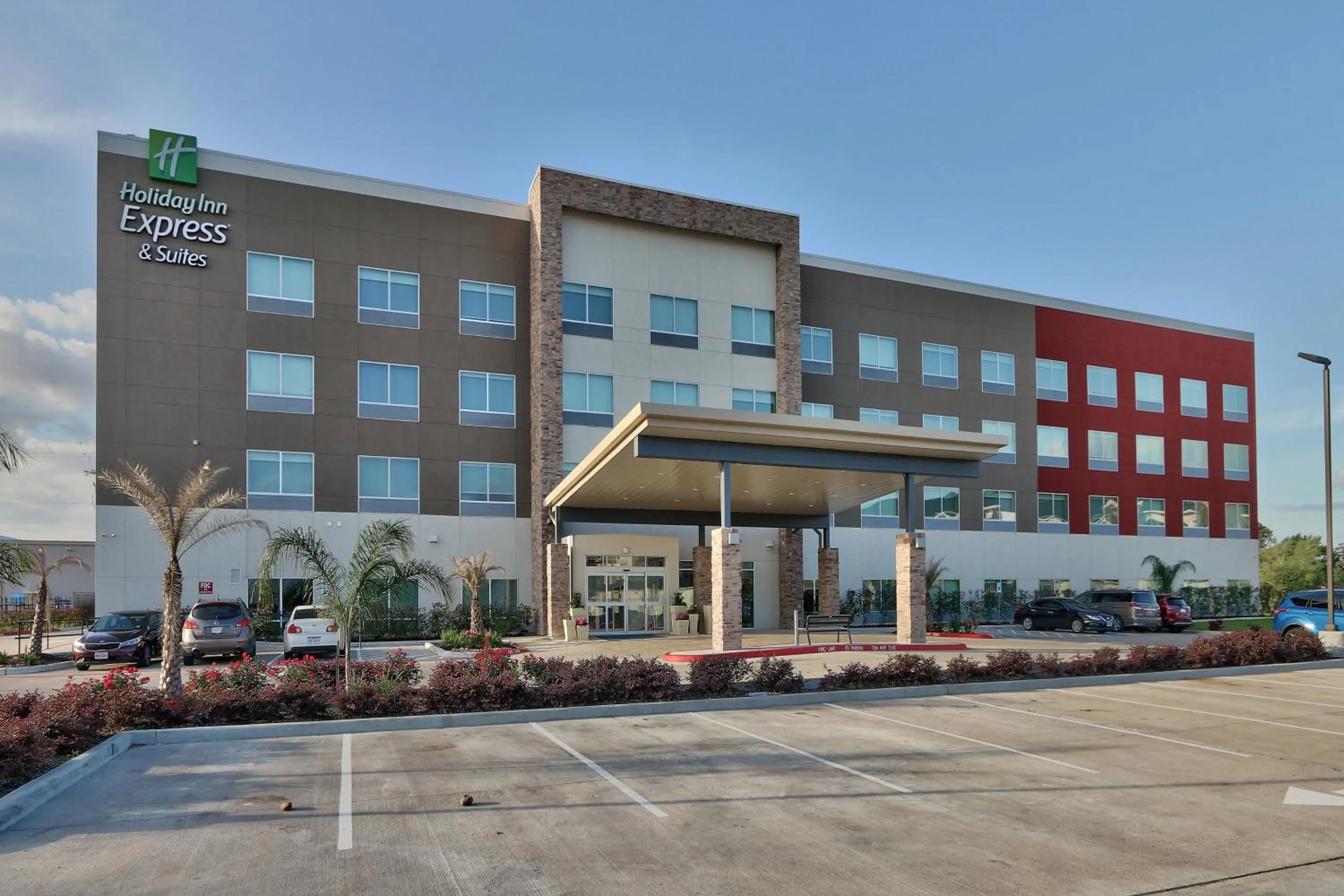 Property building in Holiday Inn Express & Suites - Houston East - Beltway 8 by IHG