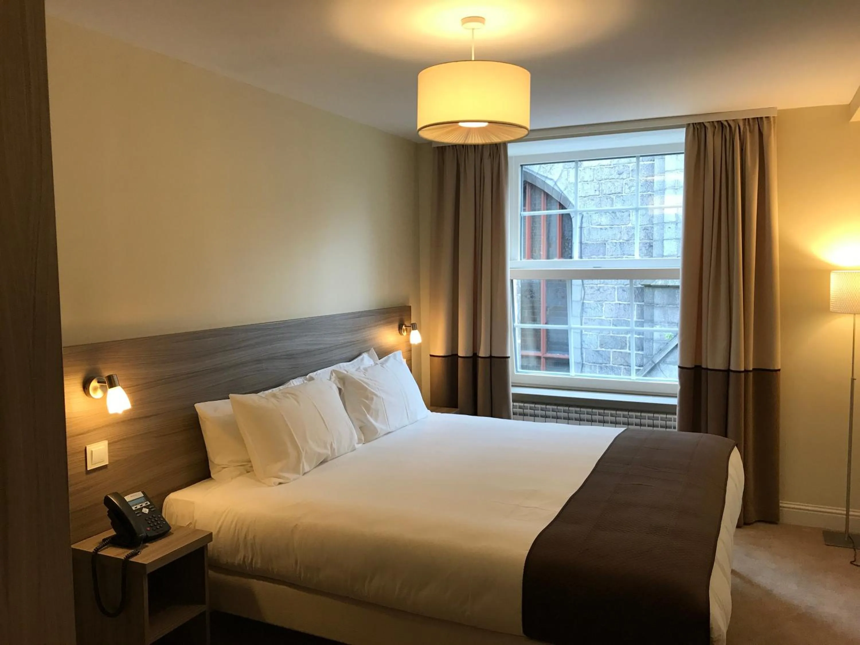 Bedroom, Bed in The Coffee House Hotel