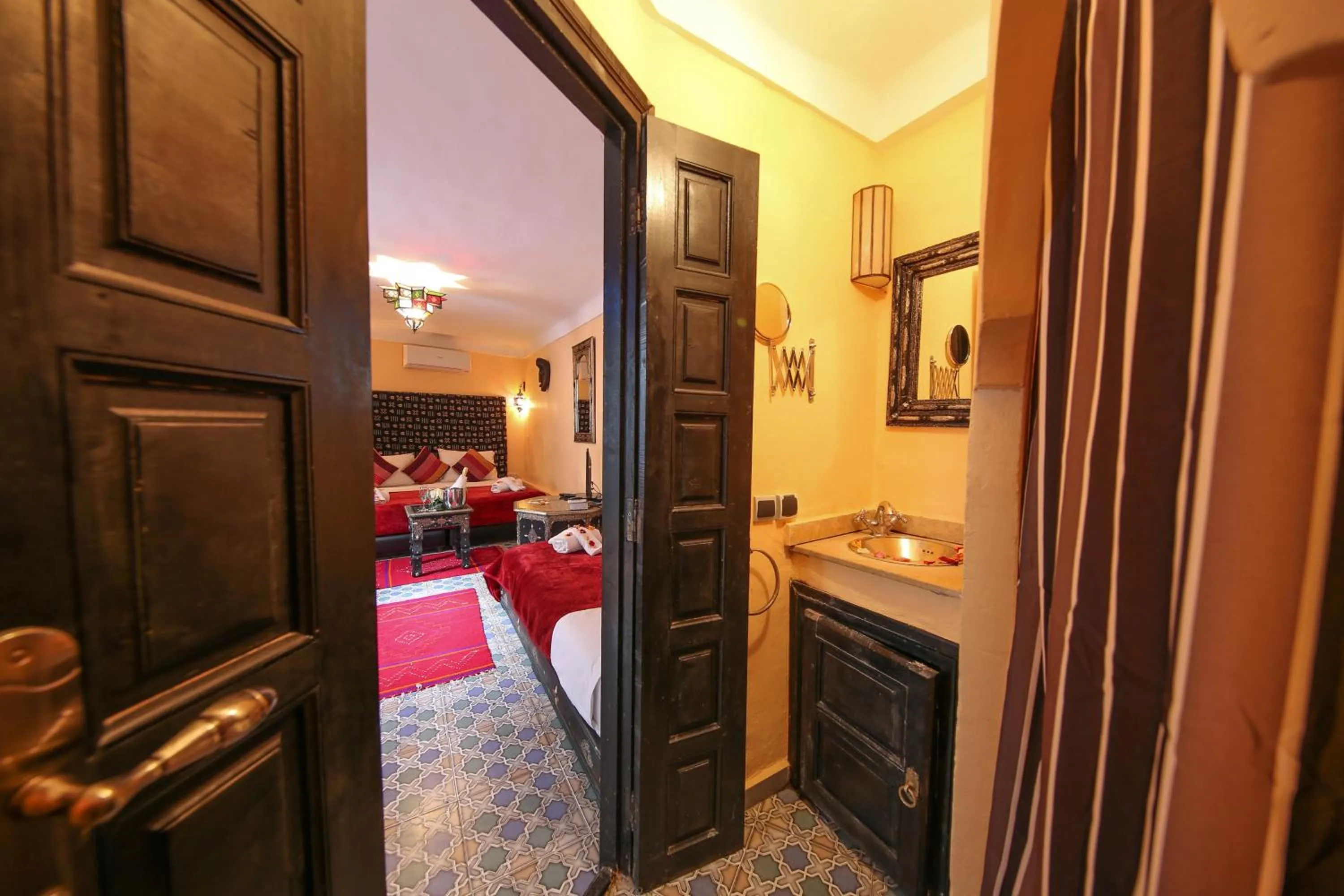 Bedroom in Riad Africa - Marrakech Medina Maison d'Hote