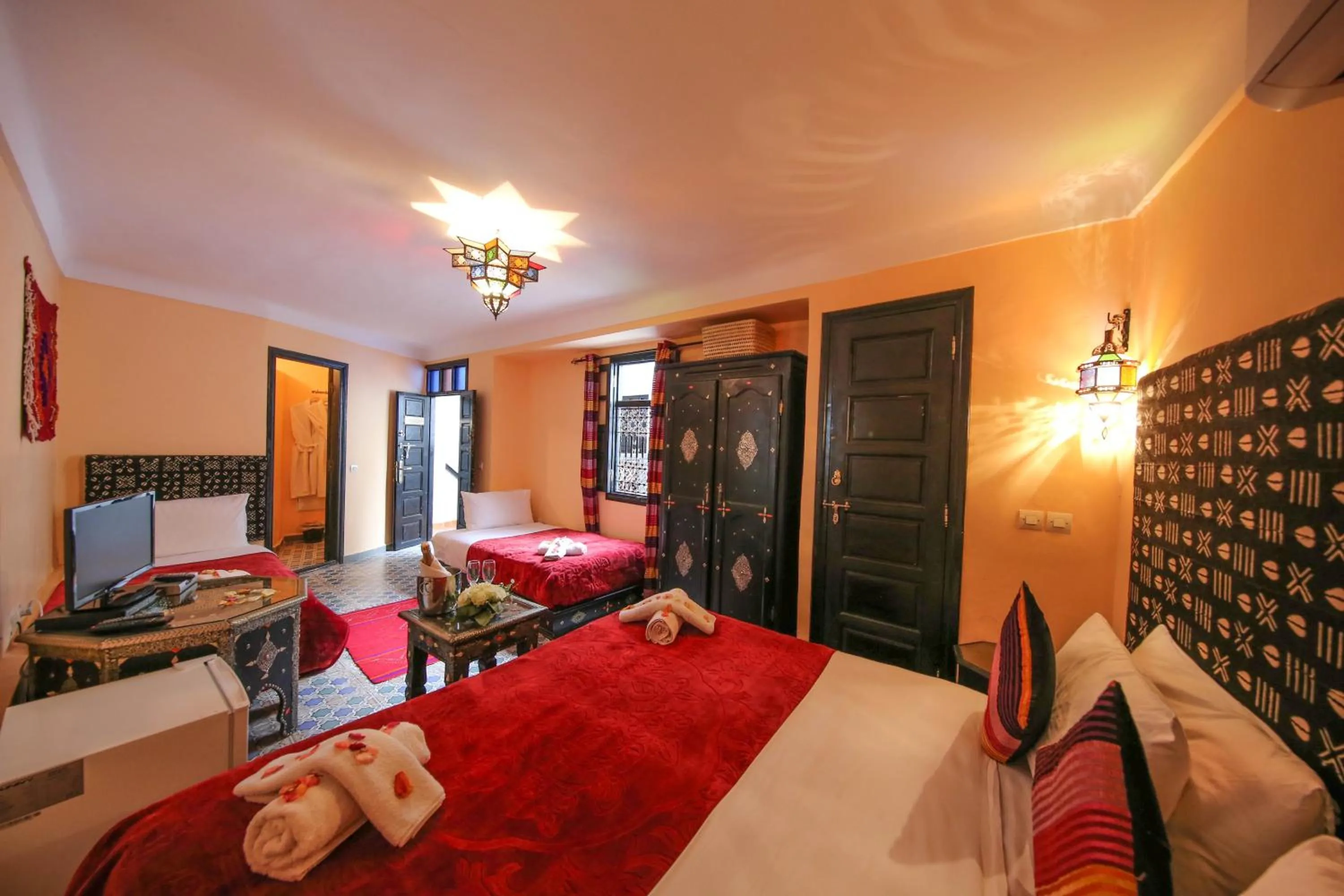 Bedroom, Bed in Riad Africa - Marrakech Medina Maison d'Hote