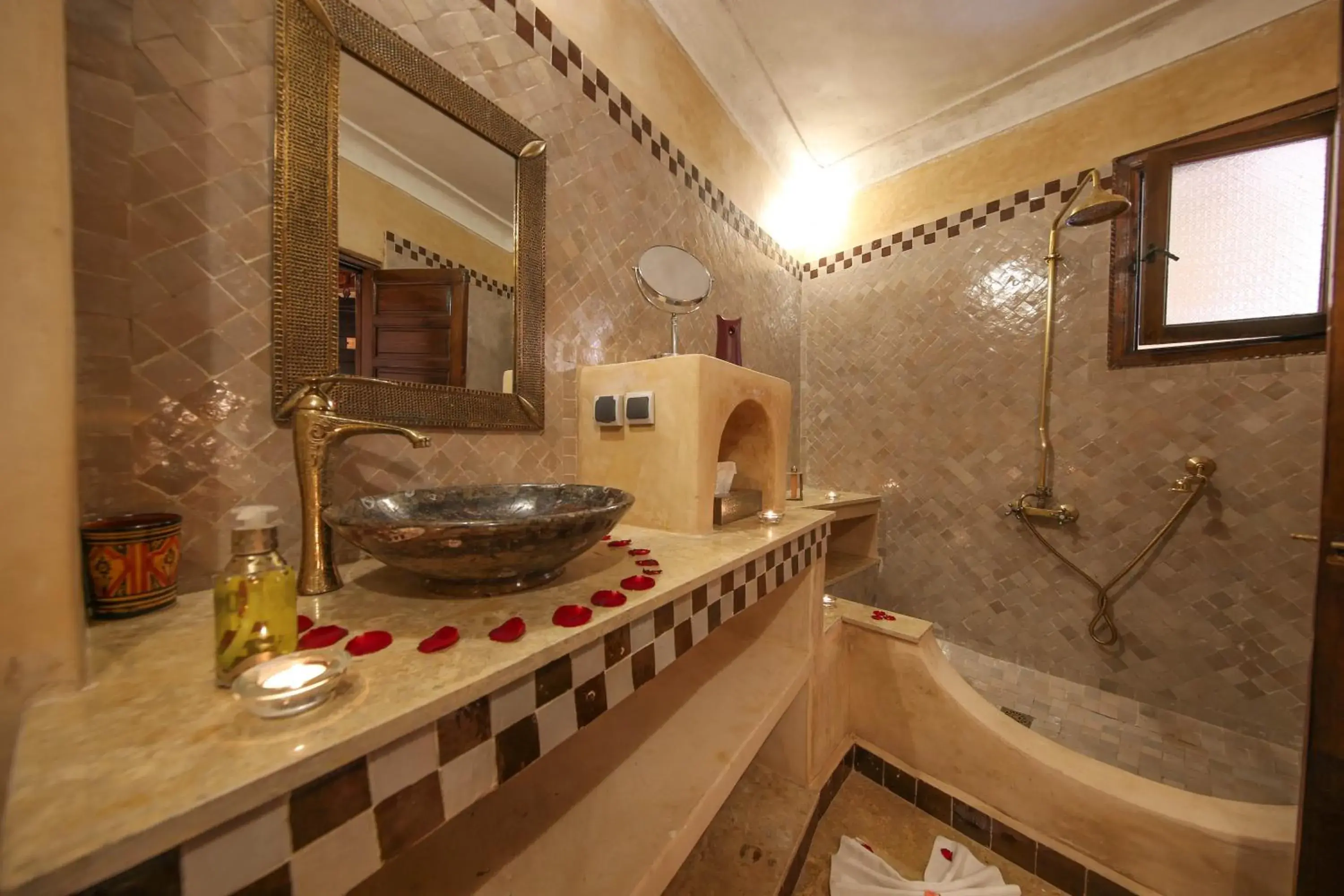 Bathroom in Riad Africa - Marrakech Medina Maison d'Hote Bathroom in Riad Africa - Marrakech Medina Maison d'Hote