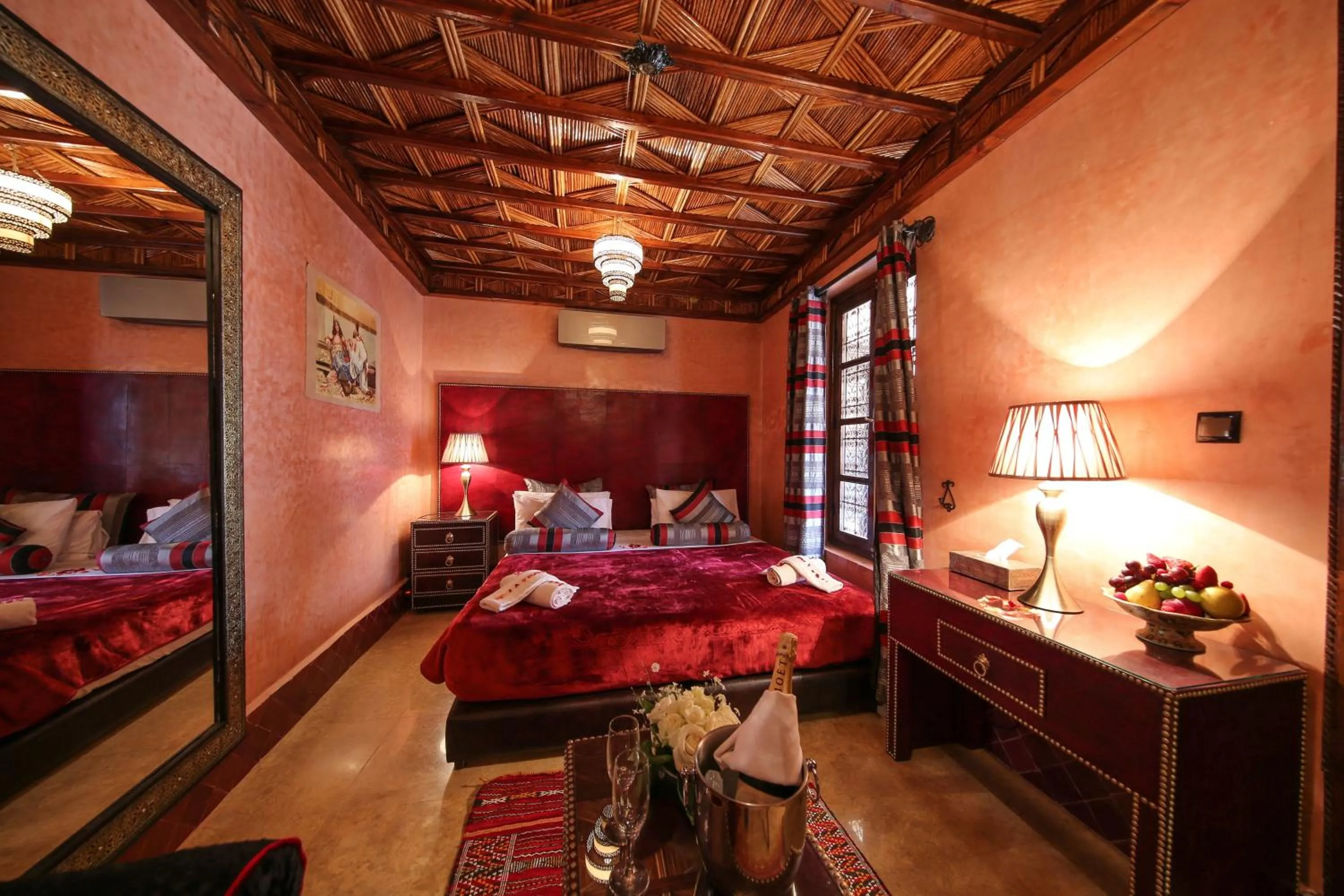 Bedroom, Bed in Riad Africa - Marrakech Medina Maison d'Hote