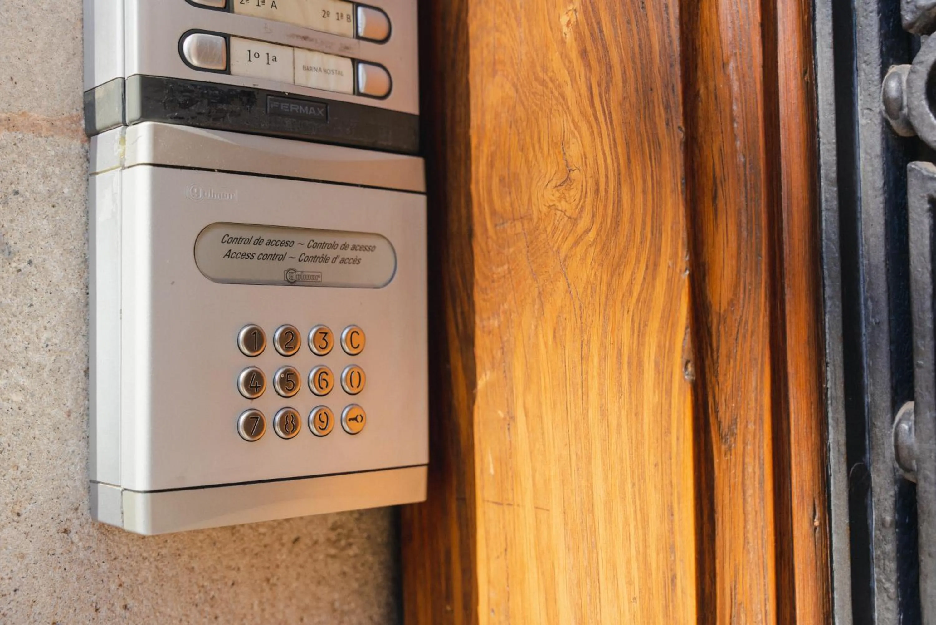 Facade/entrance in Cosmopolitan Boutique Rambla