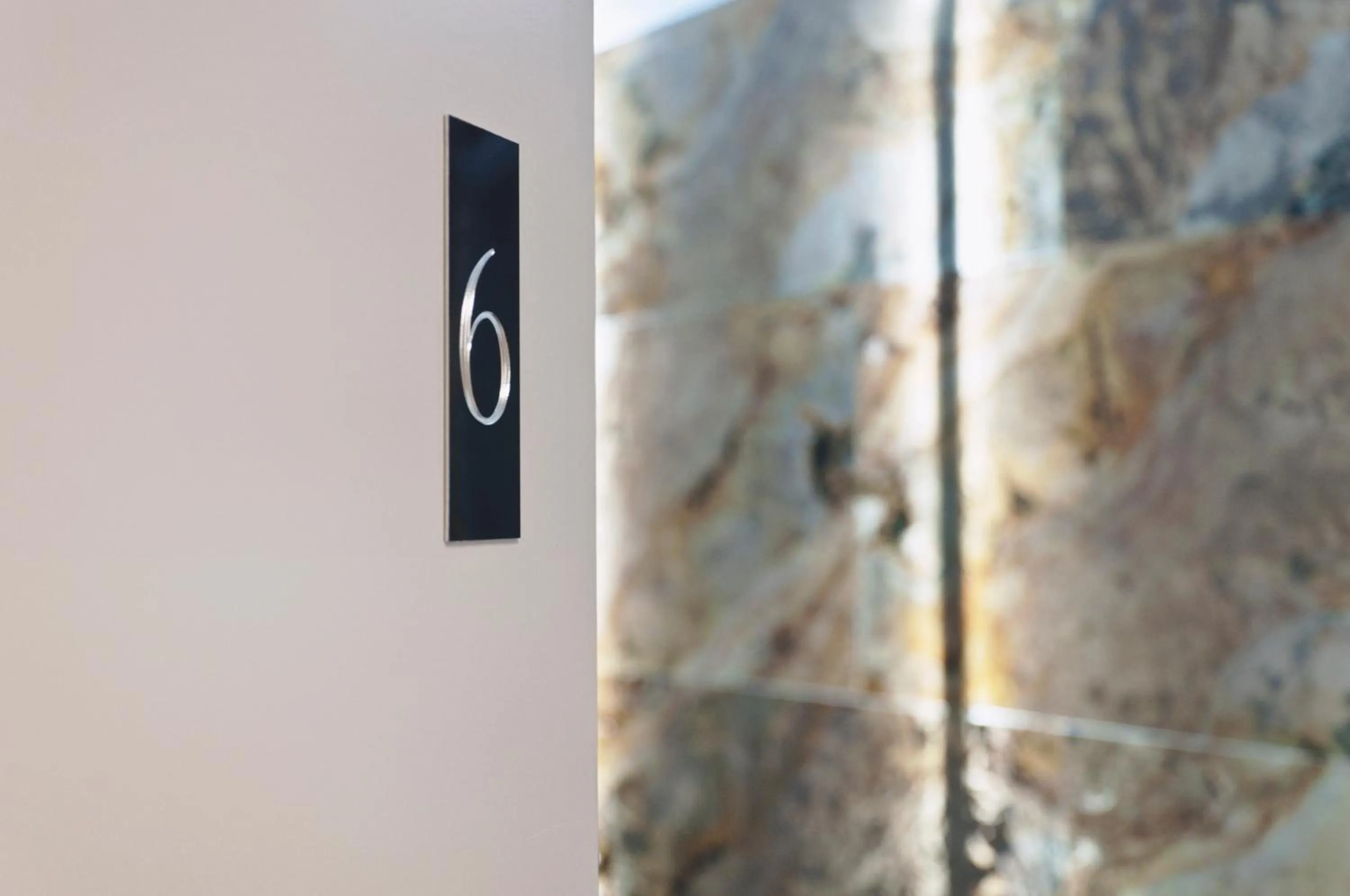 Decorative detail in Cosmopolitan Boutique Rambla