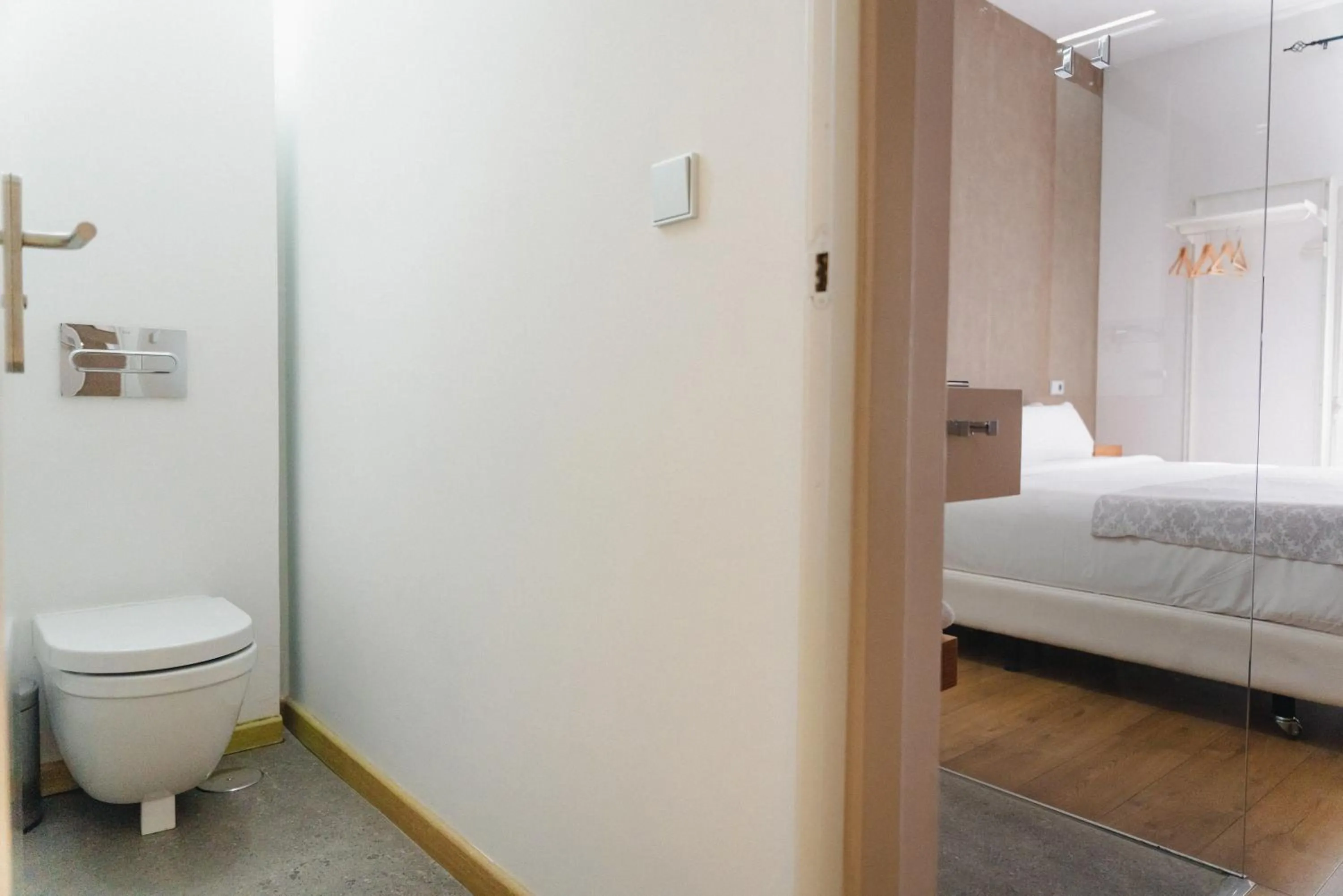 Bathroom, Bed in Cosmopolitan Boutique Rambla