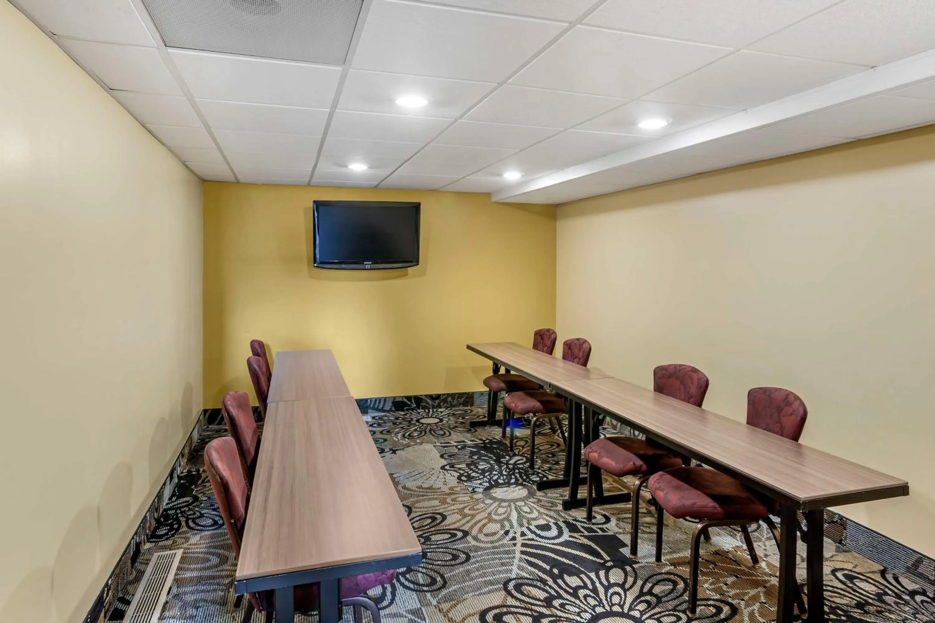 Meeting/conference room in Best Western Plus Landmark Inn