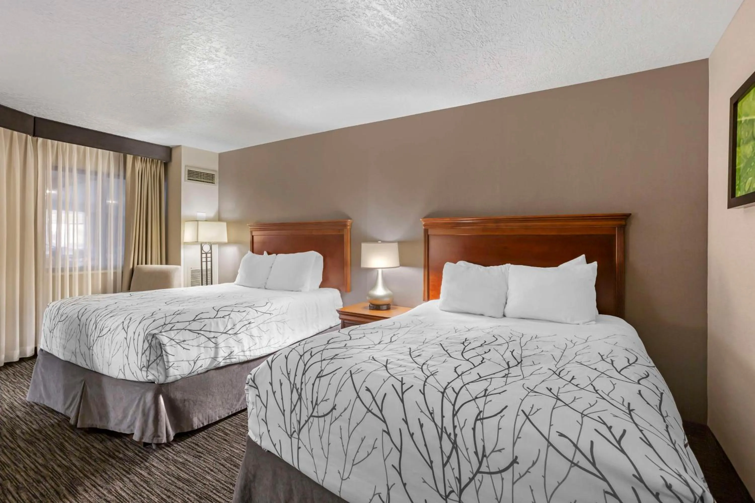 Bedroom, Bed in Best Western Plus Landmark Inn