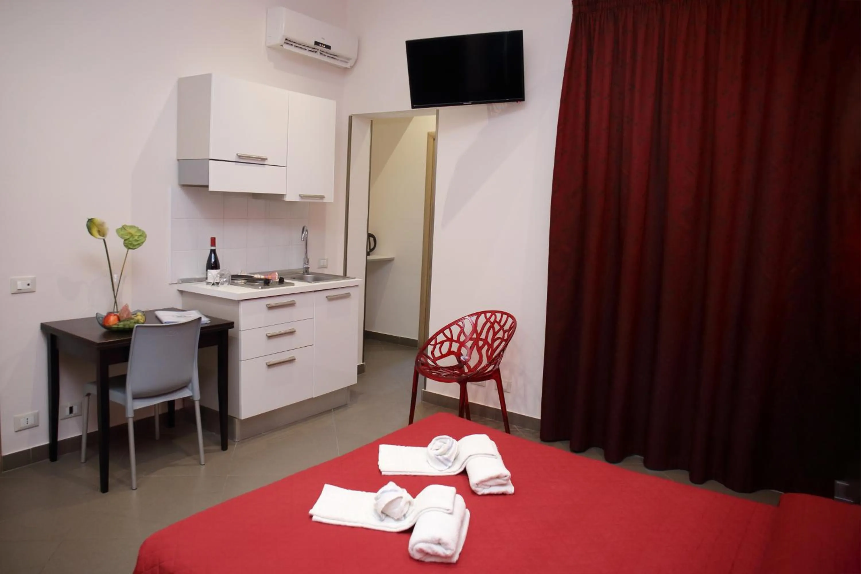 TV and multimedia, Bed in Palazzo Dei Corsari