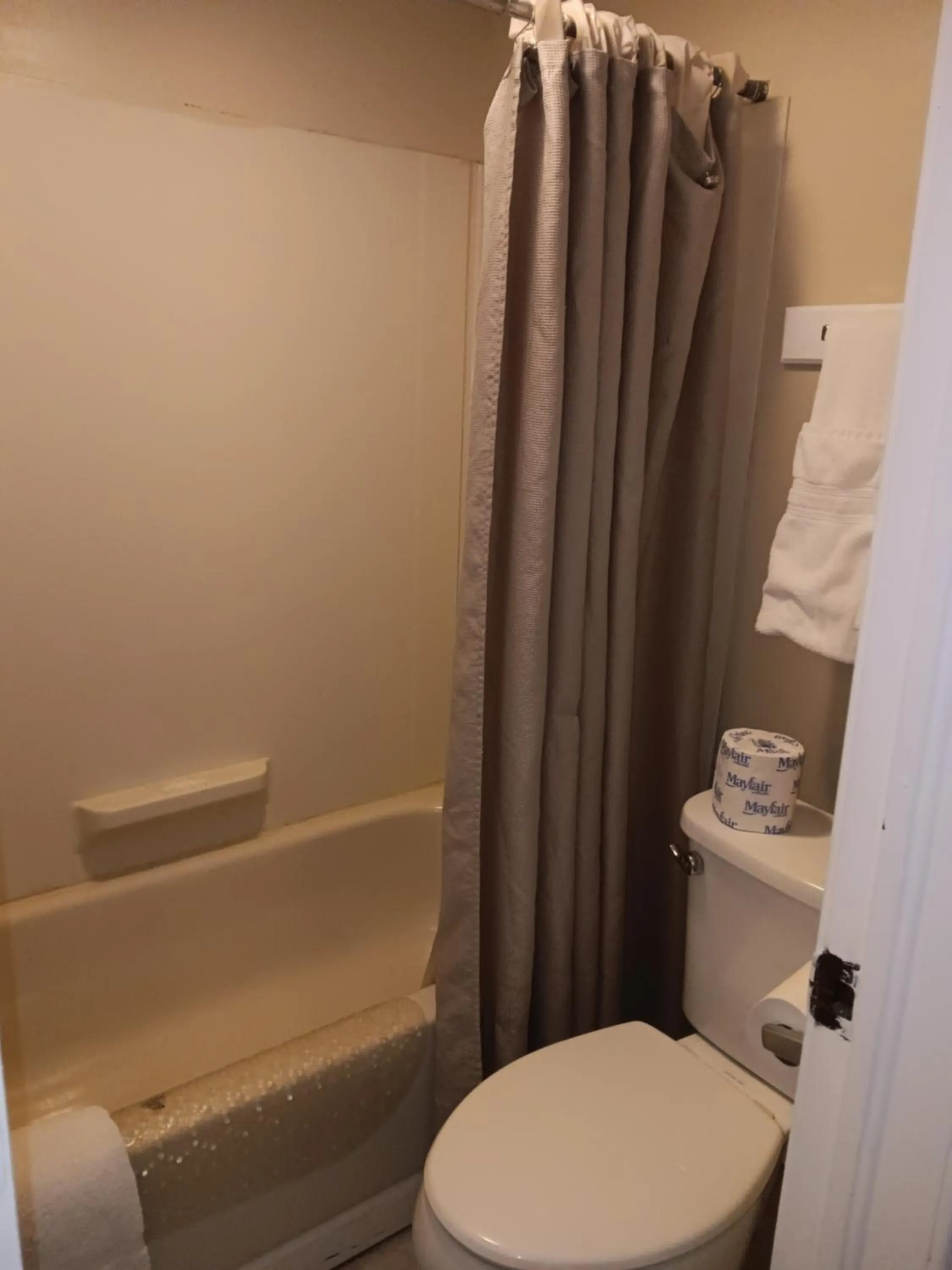 Bathroom in Victorian Inn