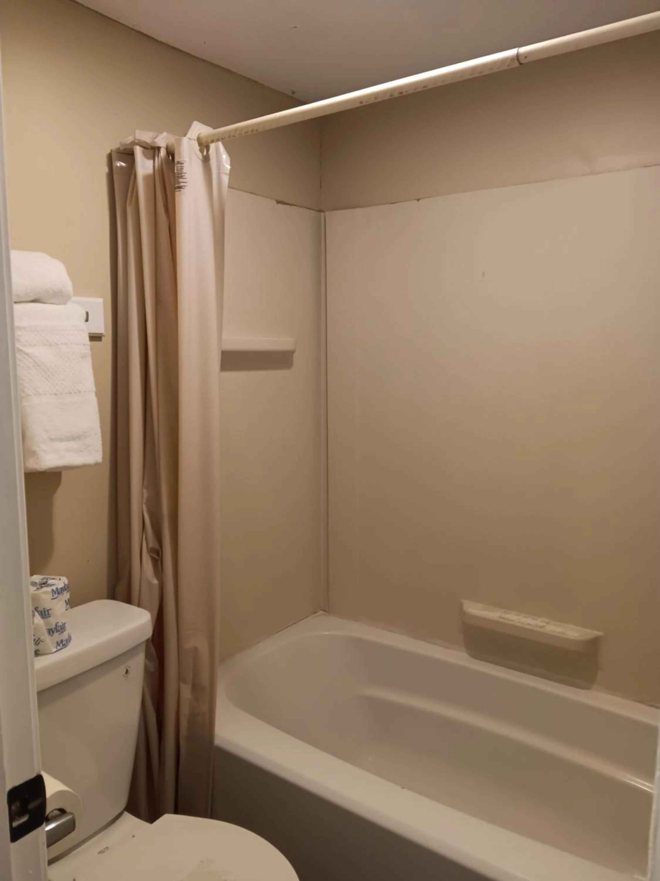 Bathroom in Victorian Inn