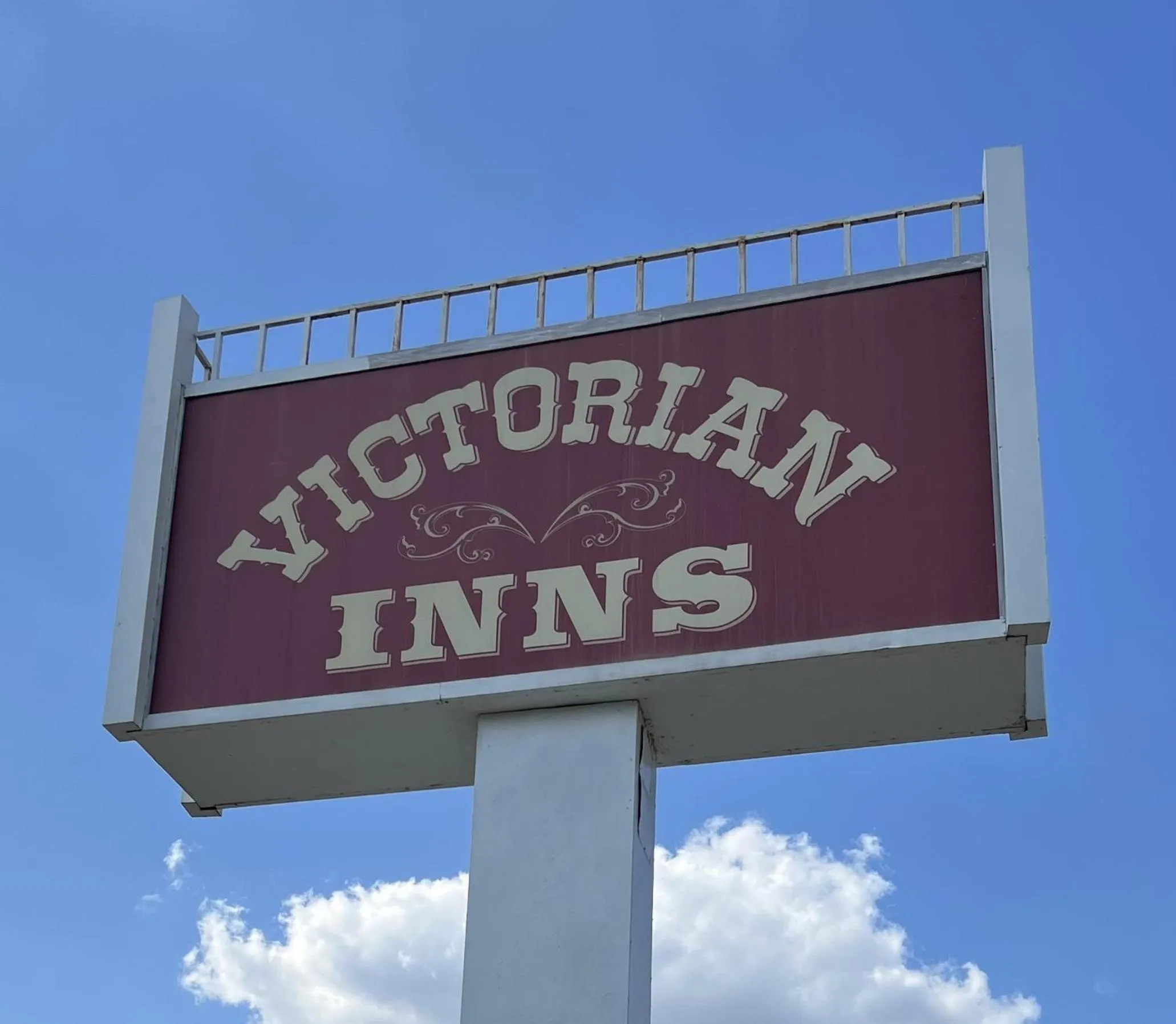 Logo/Certificate/Sign in Victorian Inn