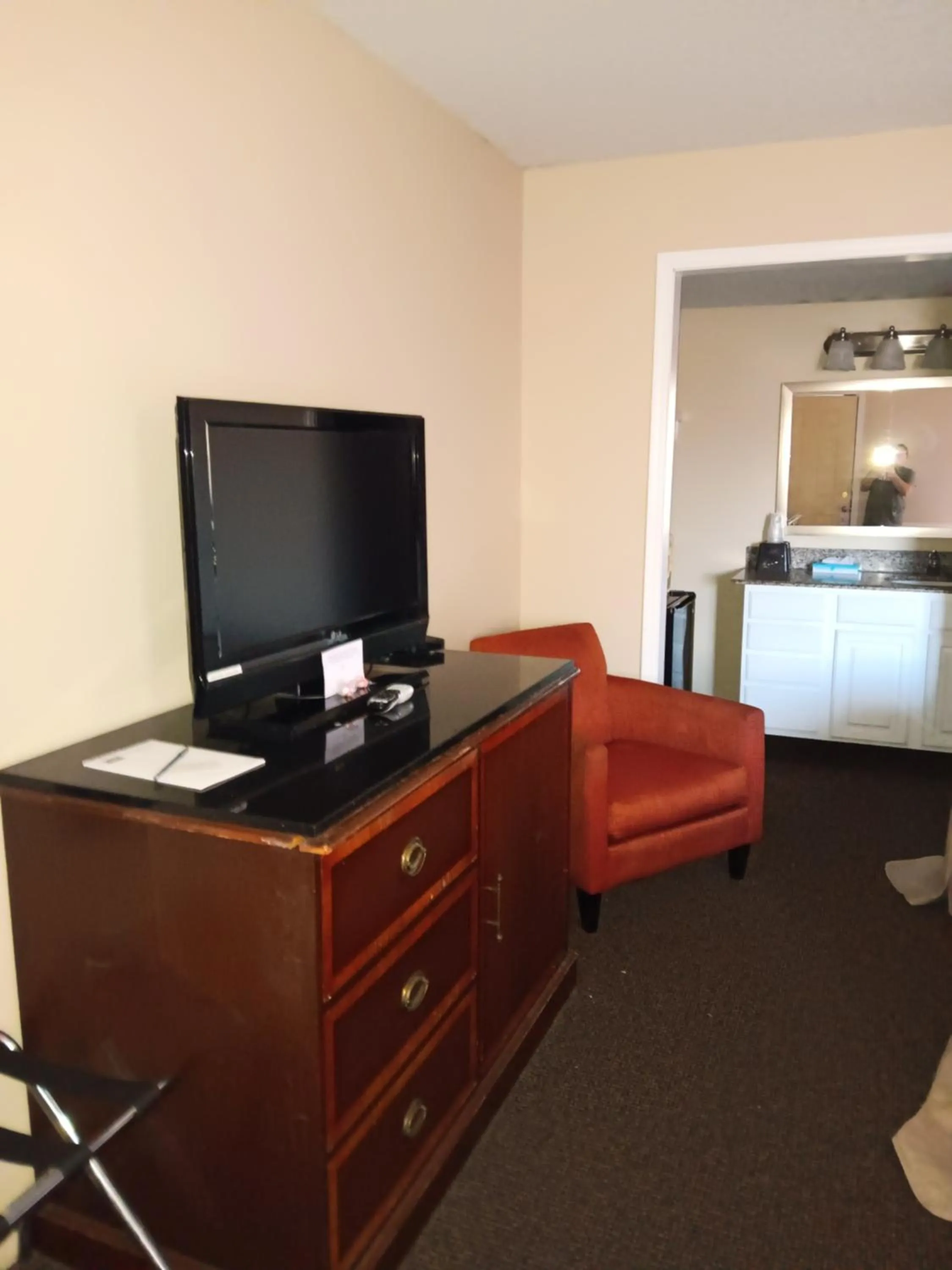 TV and multimedia in Victorian Inn