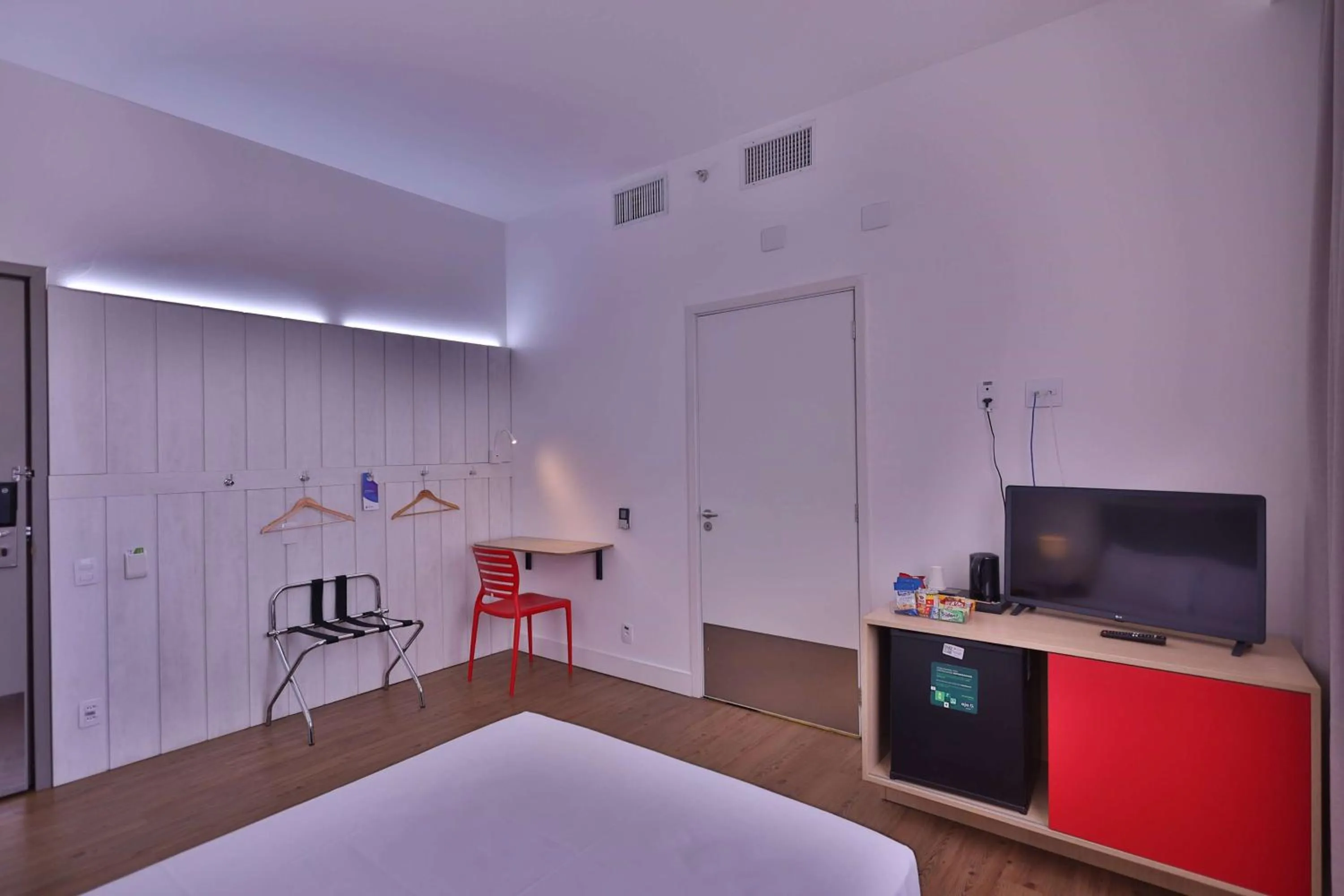 Photo of the whole room, Bed in Ramada Encore Sao Paulo Tiradentes Centro