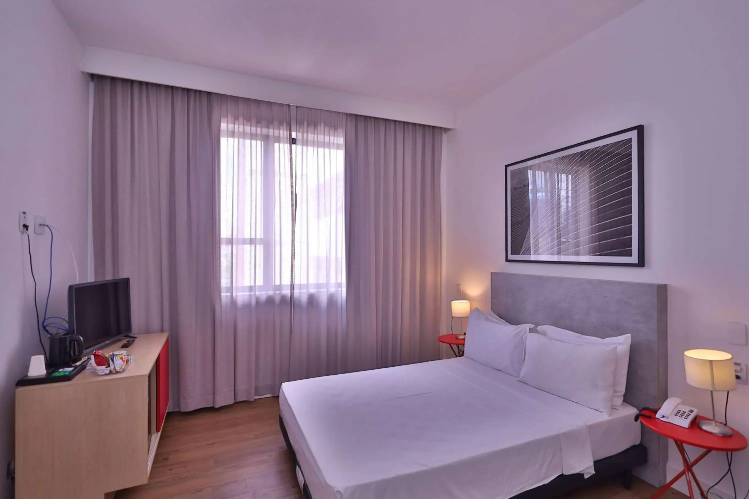 Photo of the whole room, Bed in Ramada Encore Sao Paulo Tiradentes Centro Photo of the whole room, Bed in Ramada Encore Sao Paulo Tiradentes Centro