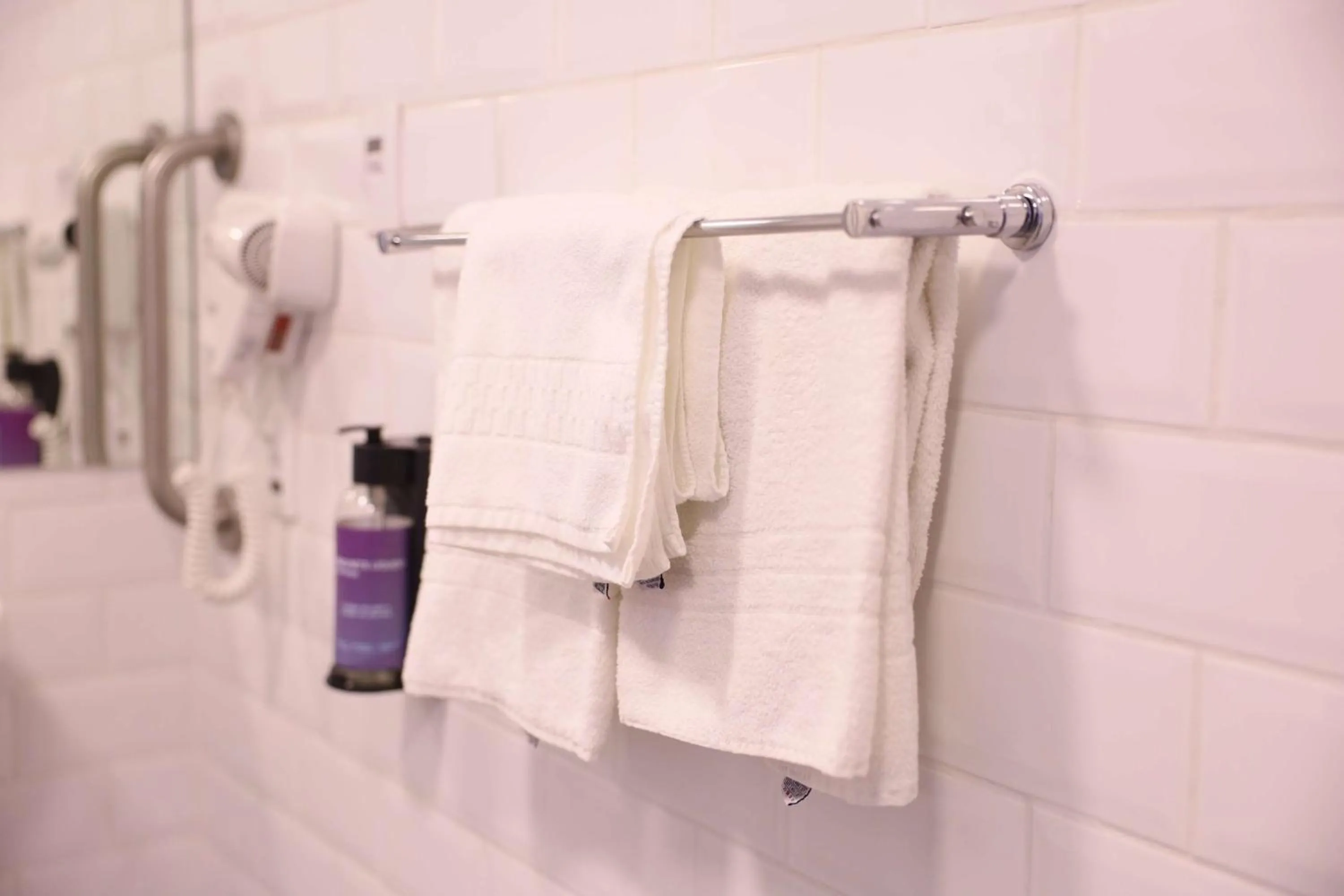 Photo of the whole room in Ramada Encore Sao Paulo Tiradentes Centro