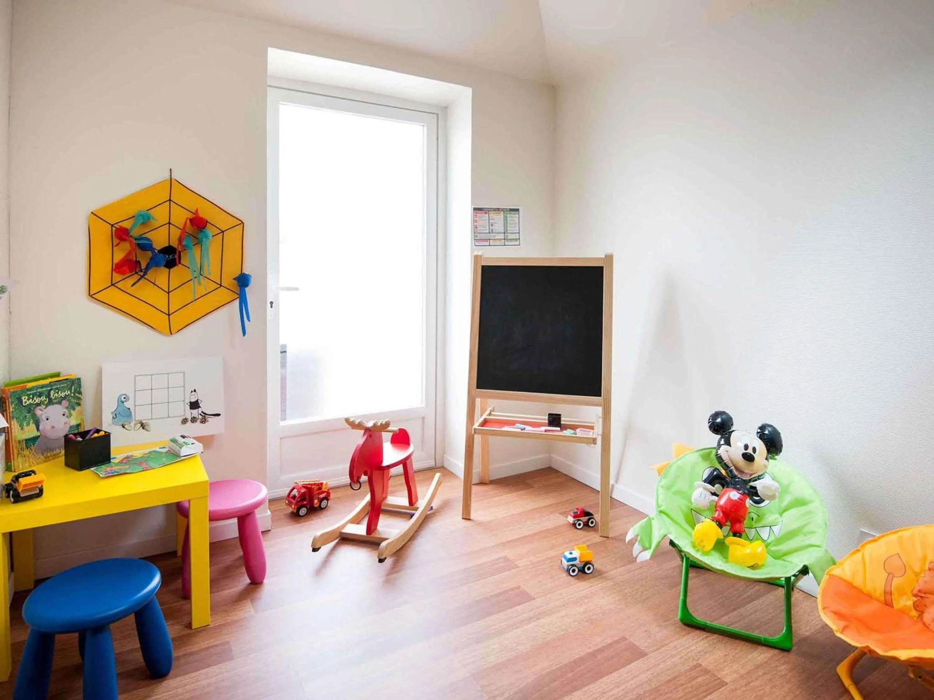 Property building in ibis Avallon