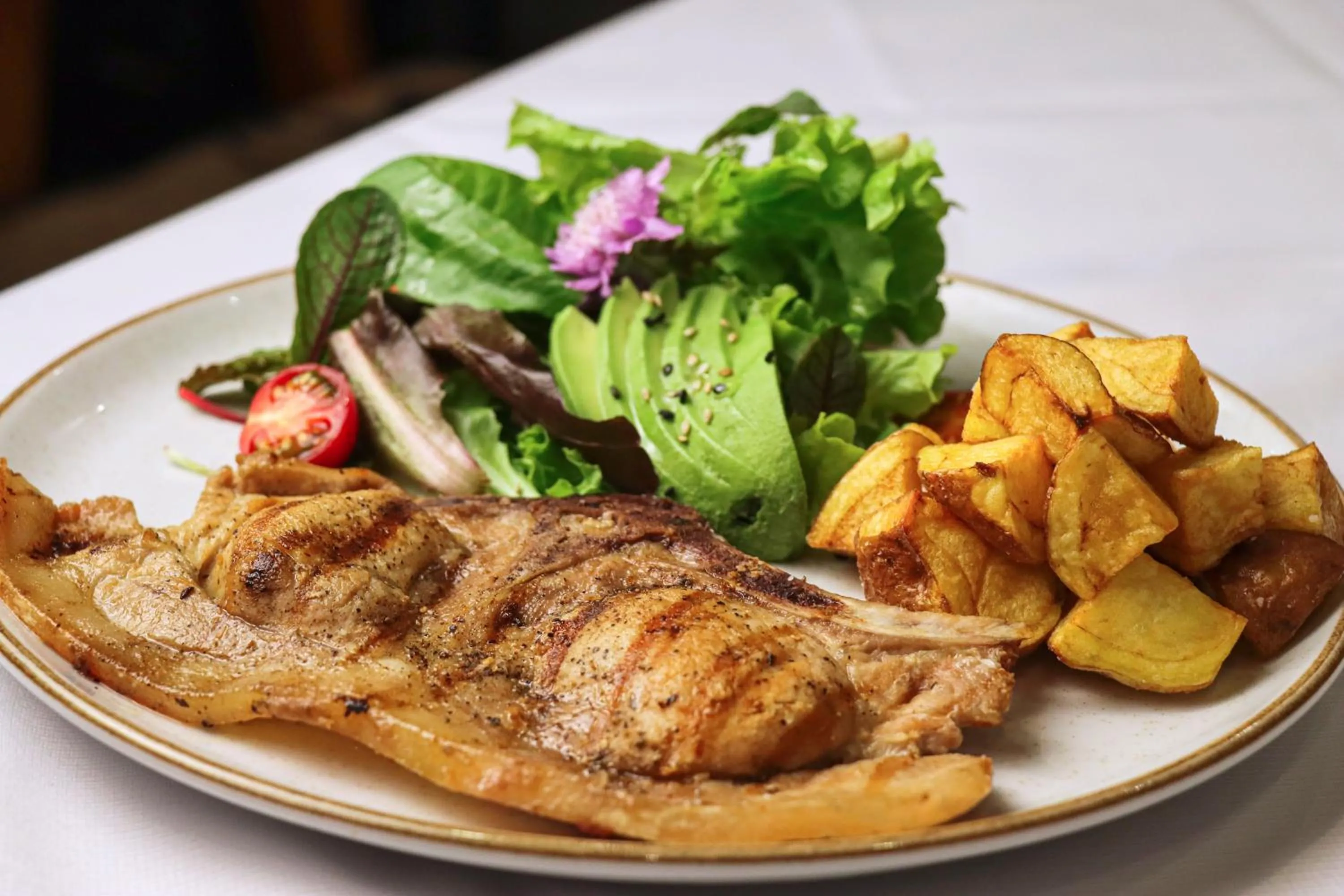 Restaurant/places to eat in Rado Hotel - Santa María