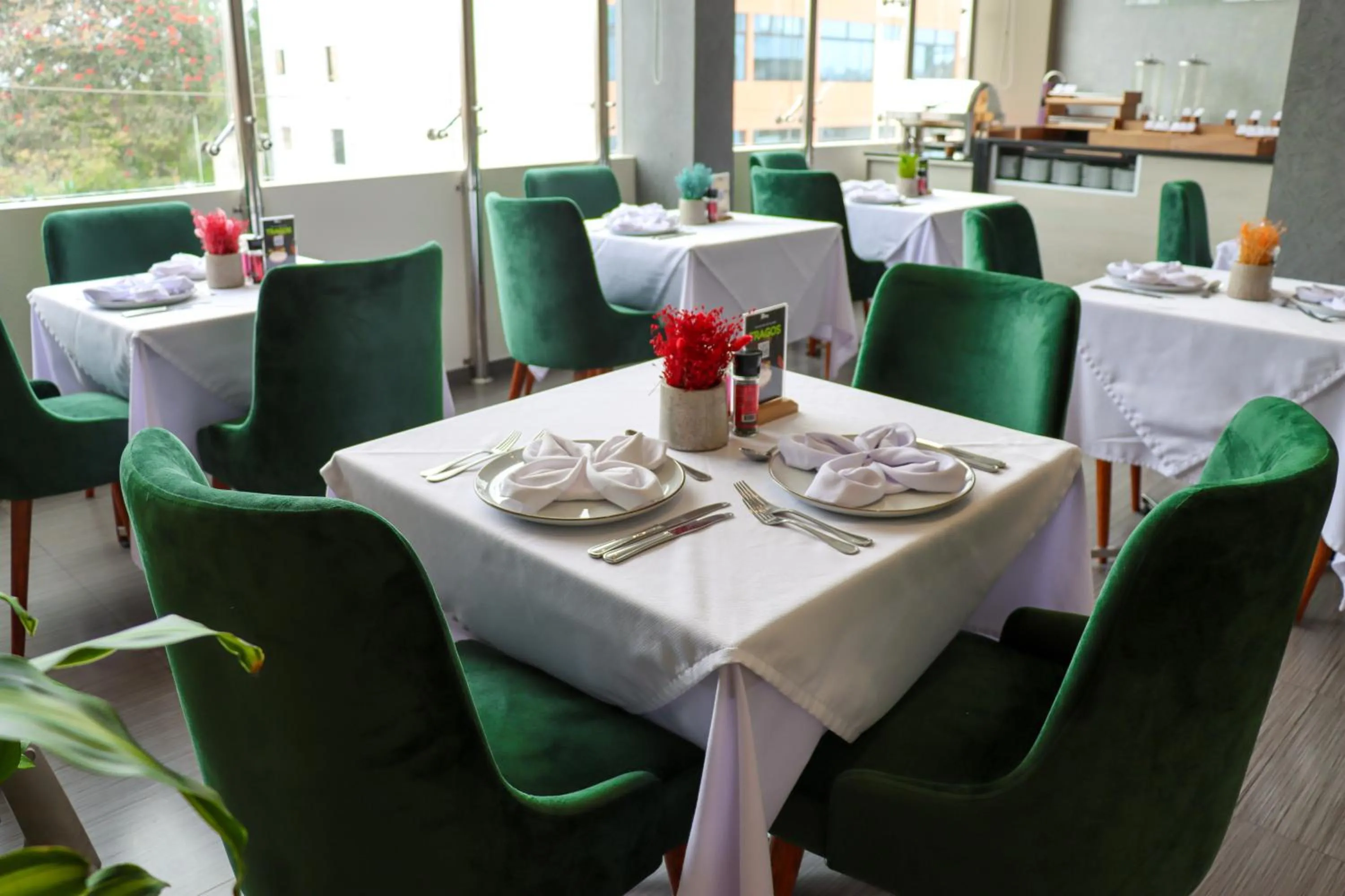 Restaurant/places to eat in Rado Hotel - Santa María